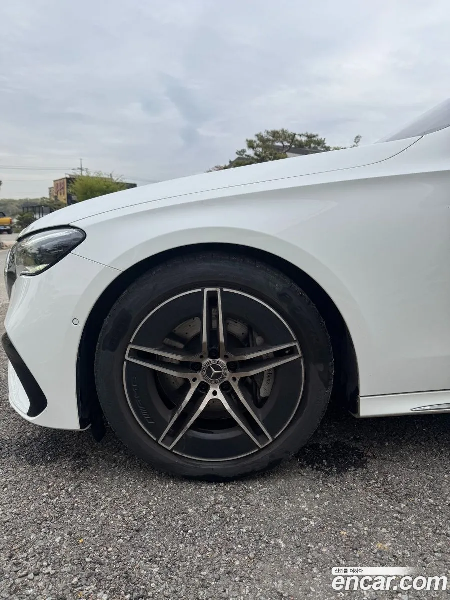 Mercedes-Benz E-Class W214 2024 — 13
