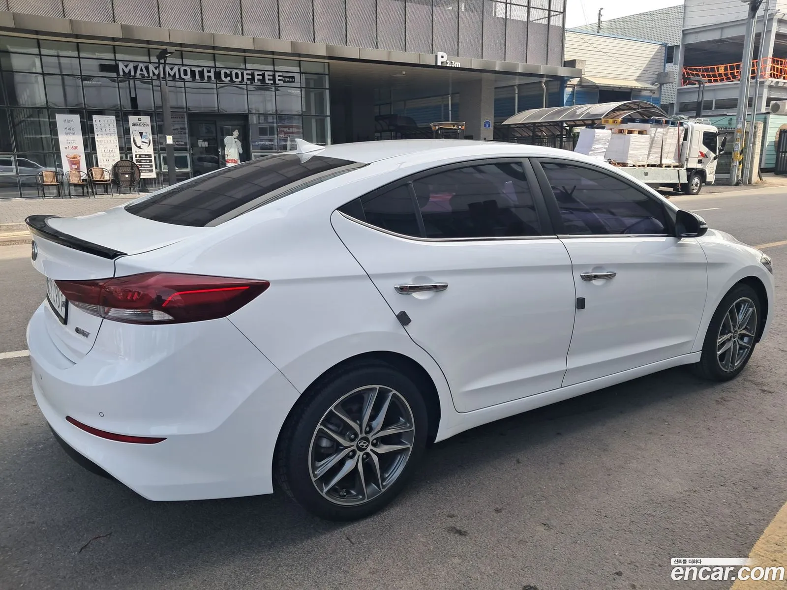 Hyundai Elantra AD 2015 — 3