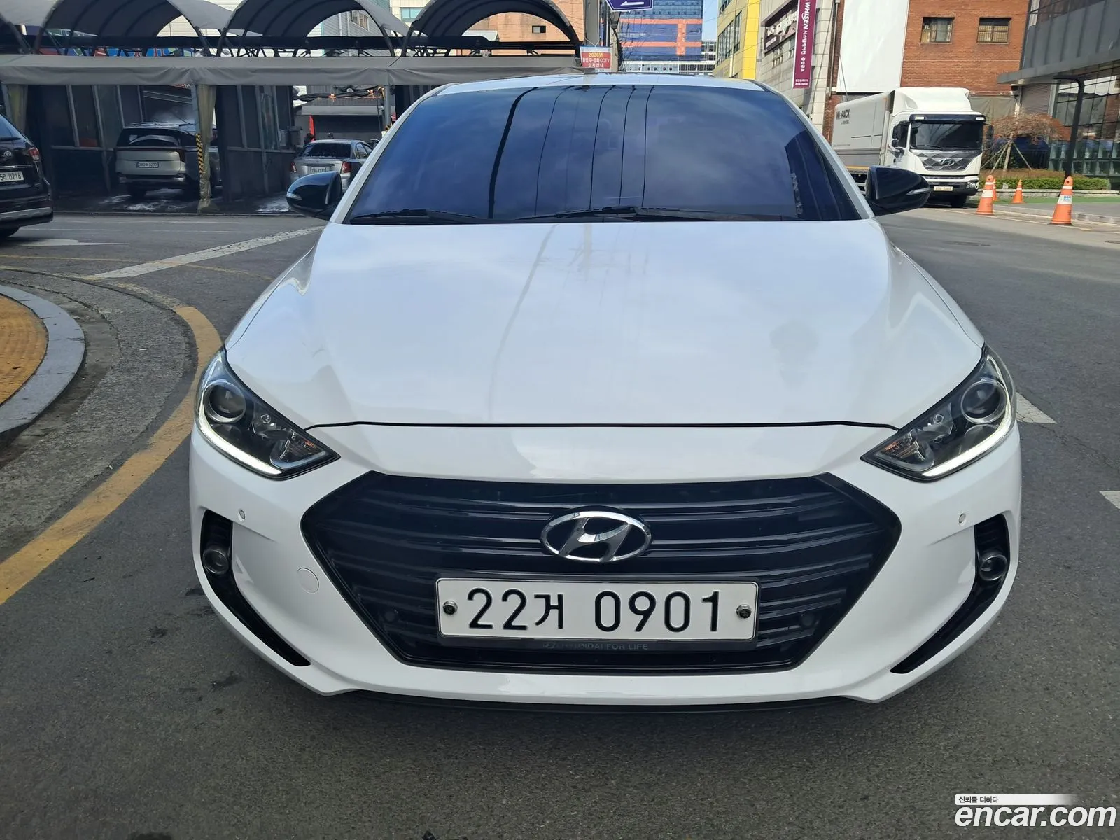Hyundai Elantra AD 2015 — 13