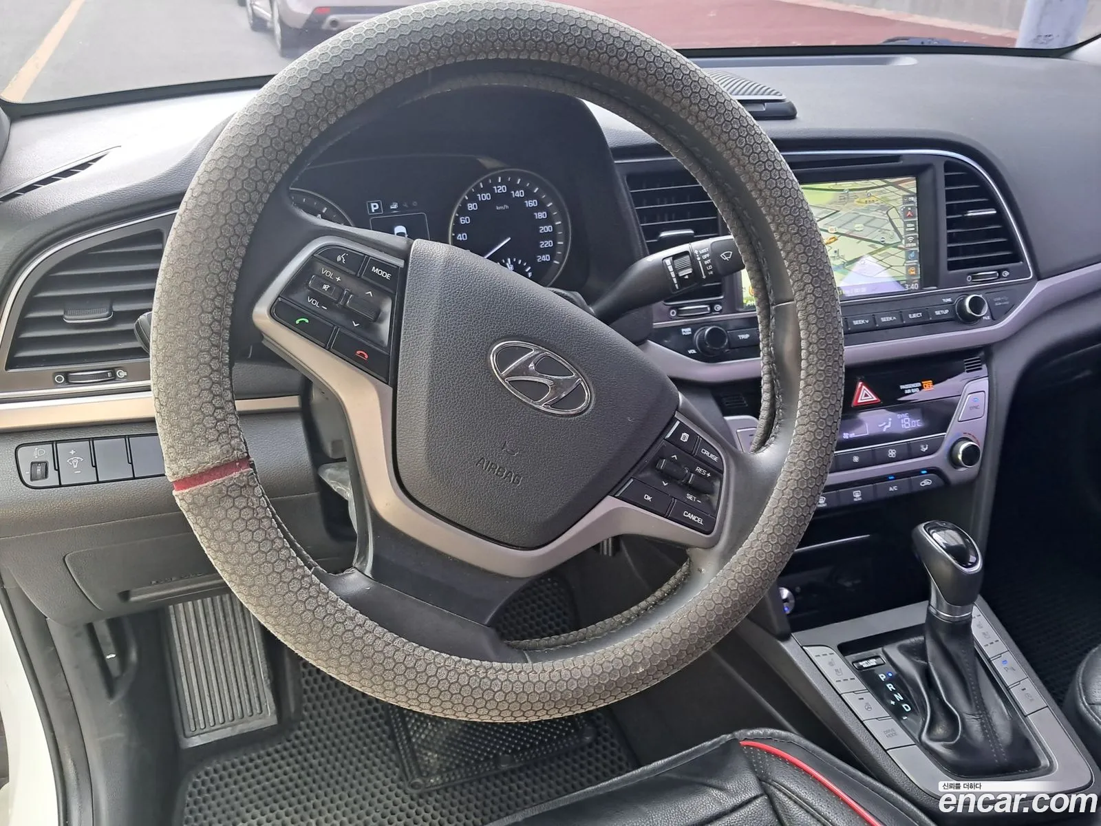 Hyundai Elantra AD 2015 — 9