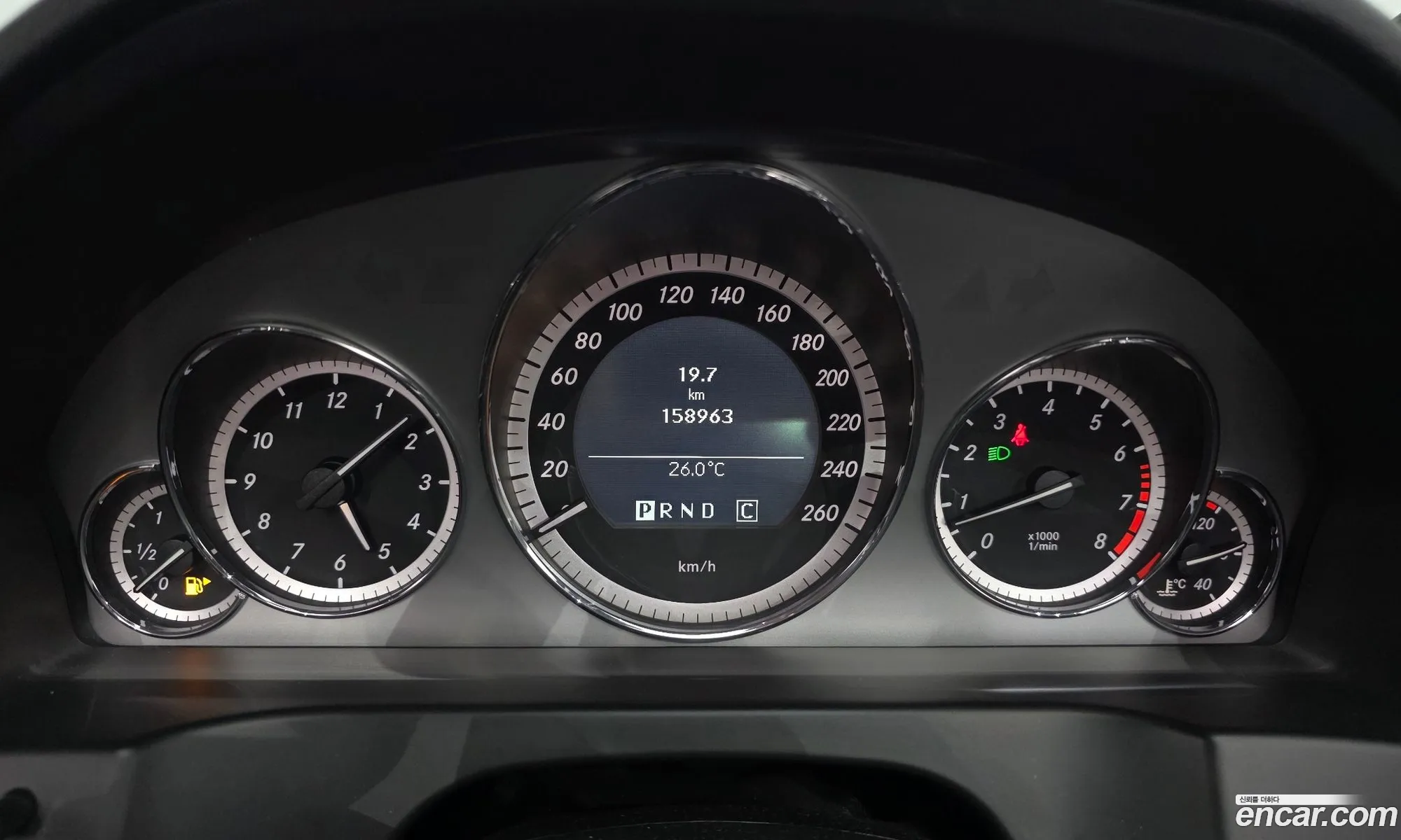 Mercedes-Benz E-Class W212 2010 WDDKK5GF2AF044788 — 12