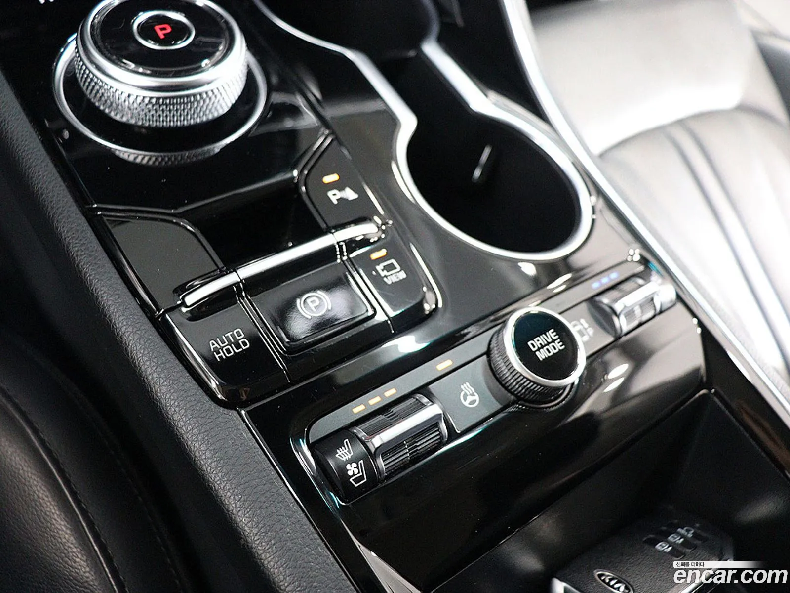 Kia K5 Hybrid 2021 — 17