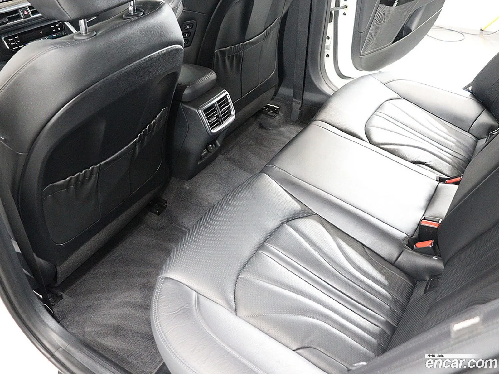 Kia K5 Hybrid 2021 — 15