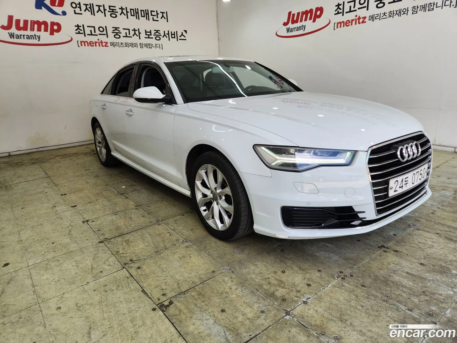 Audi A6 2015 — 12