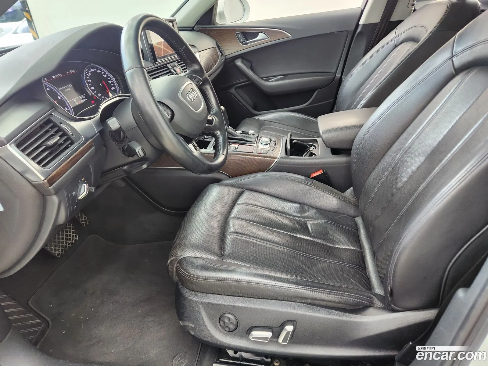 Audi A6 2015 — 19