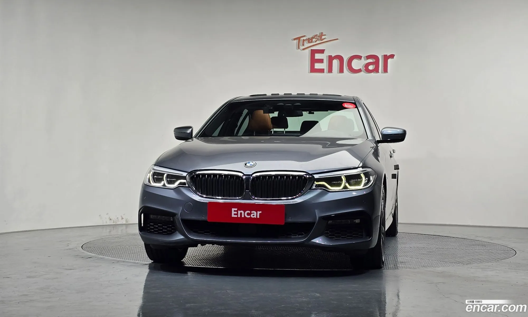 BMW 5 Series 2018 WBAJD910XJWC81881 — 2