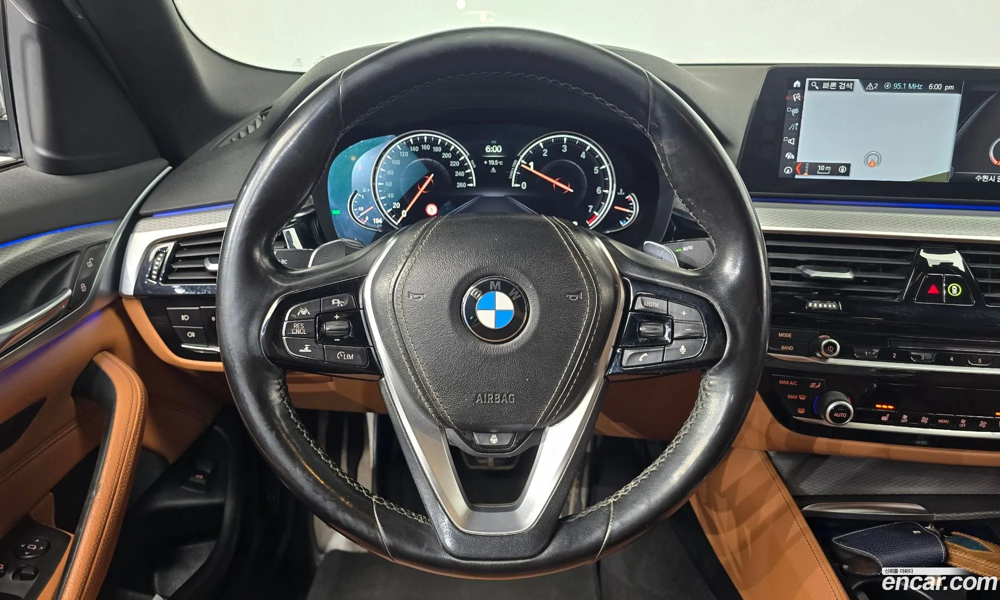 BMW 5 Series 2018 WBAJD910XJWC81881 — 13