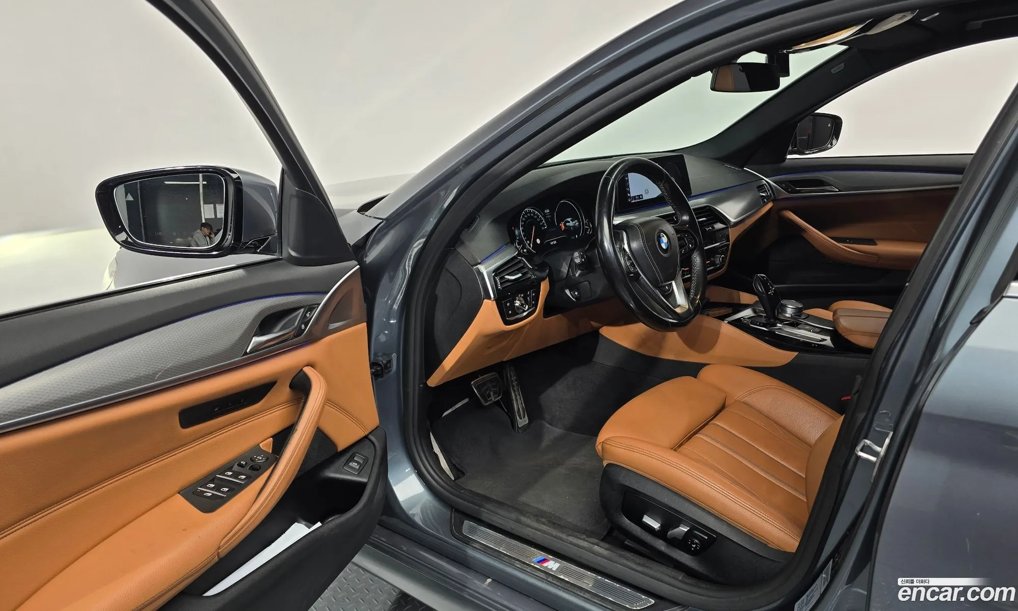 BMW 5 Series 2018 WBAJD910XJWC81881 — 4