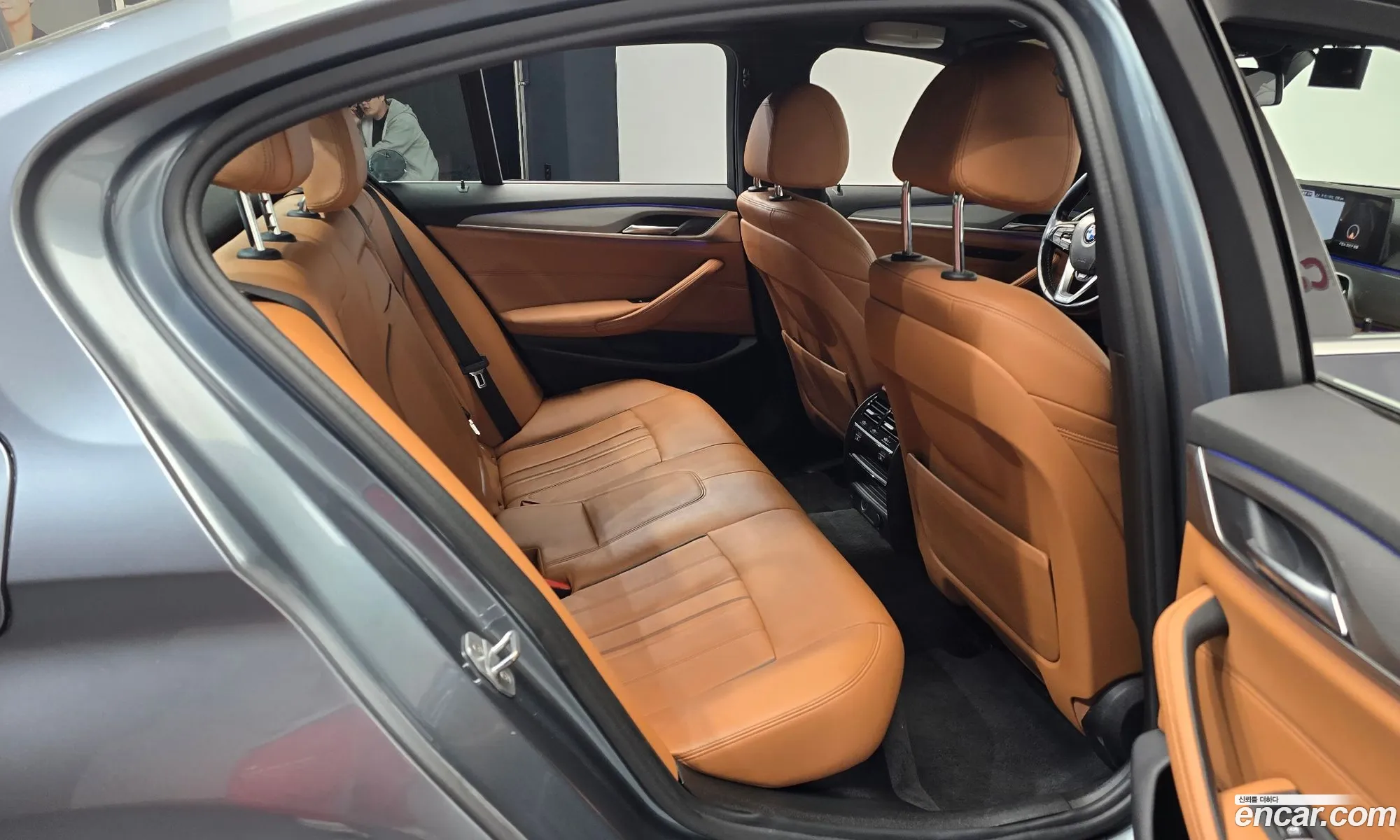 BMW 5 Series 2018 WBAJD910XJWC81881 — 6