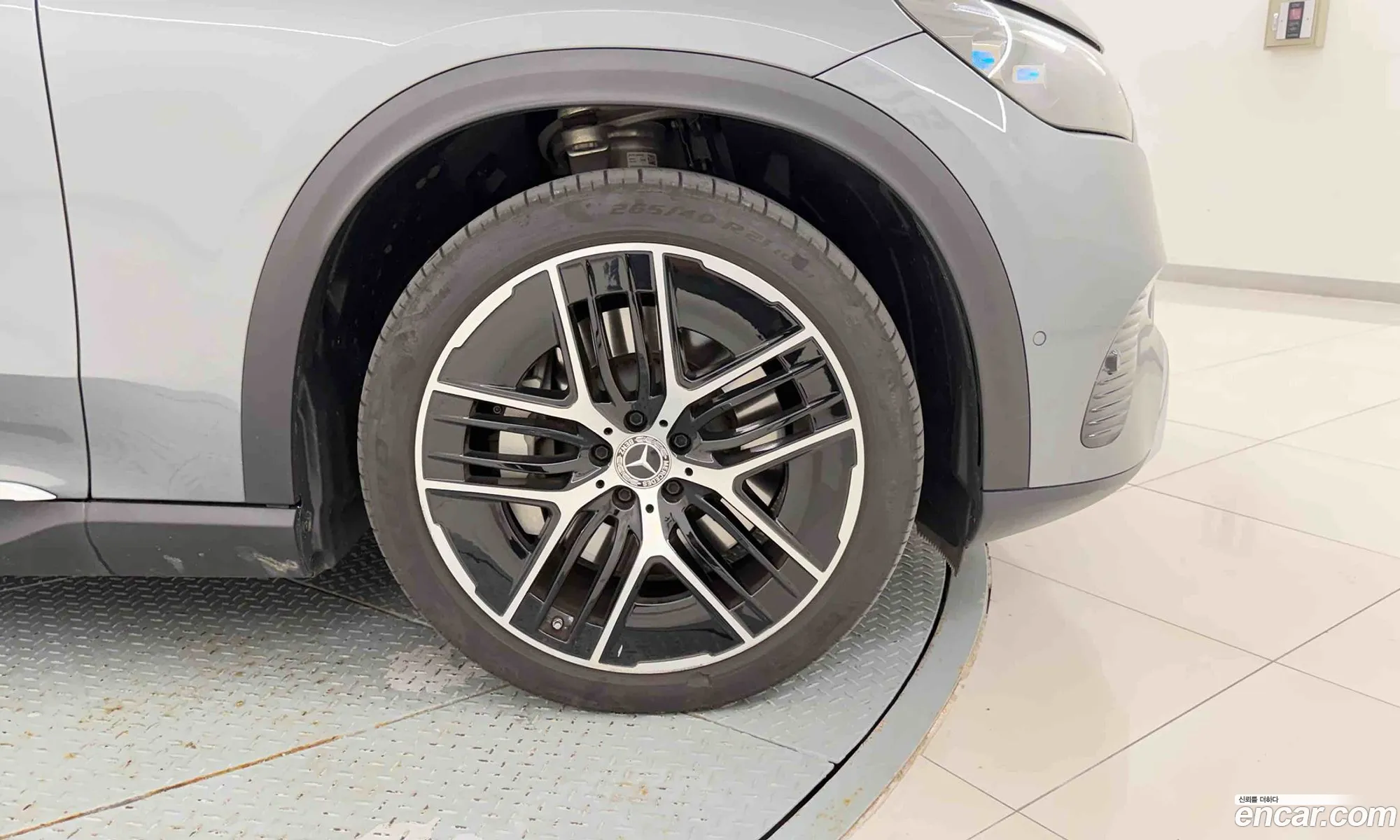 Mercedes-Benz EQE SUV X294 2025 — 15