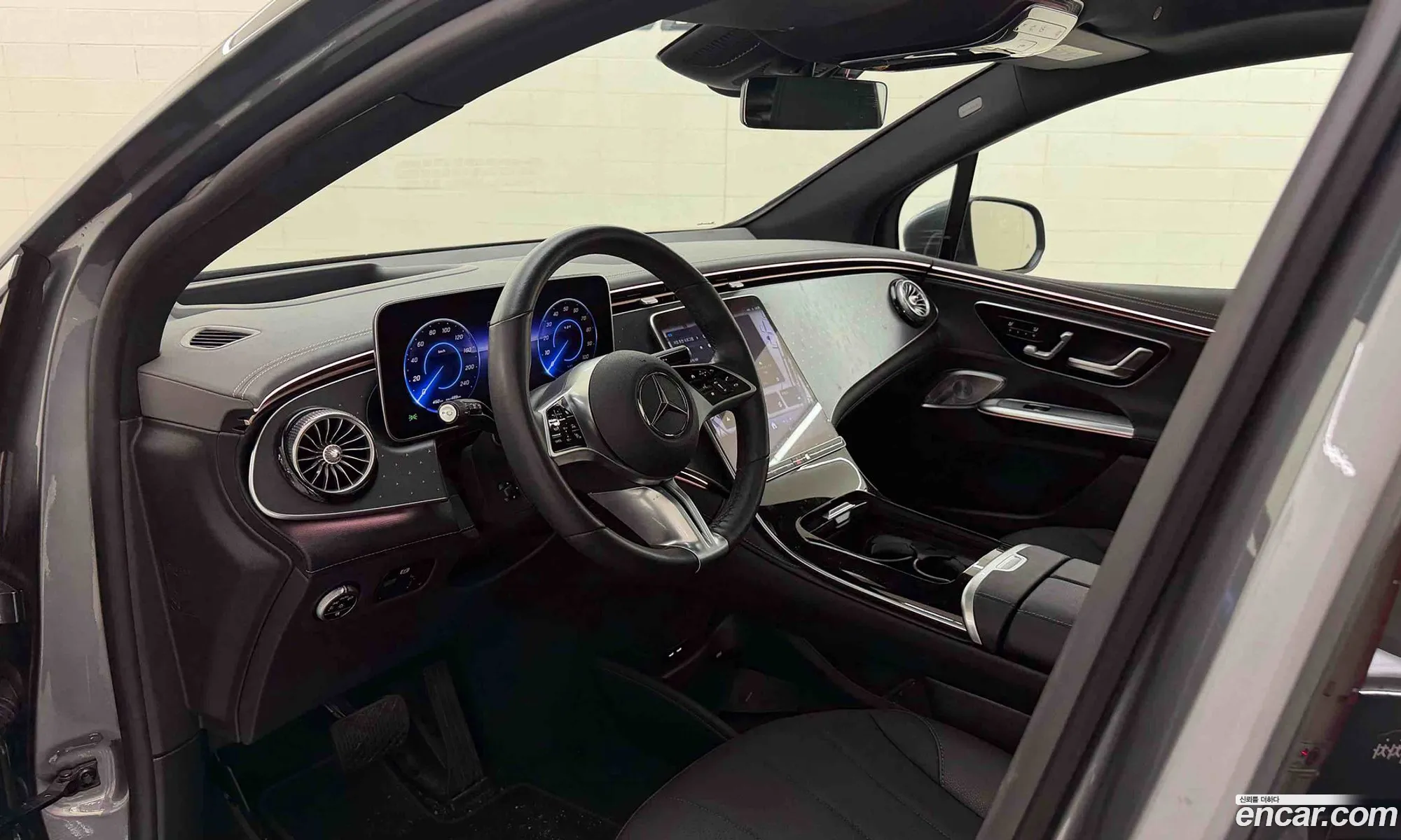 Mercedes-Benz EQE SUV X294 2025 — 20