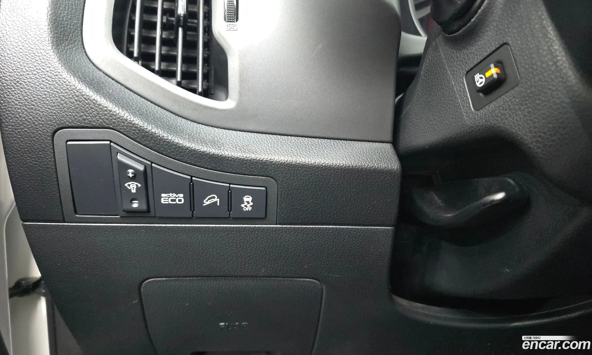 Kia Sportage R 2013 — 14