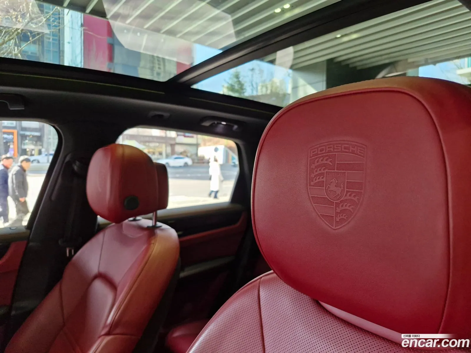 Porsche Cayenne 2020 — 17