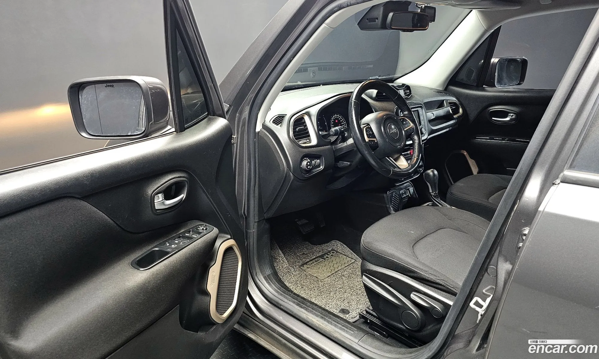 Jeep Renegade 2017 1C4BU0000HPF37900 — 11