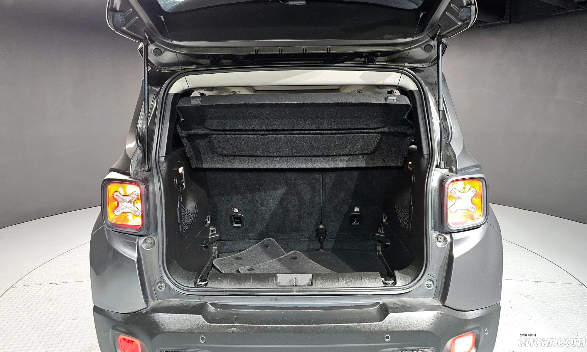 Jeep Renegade 2017 1C4BU0000HPF37900 — 18