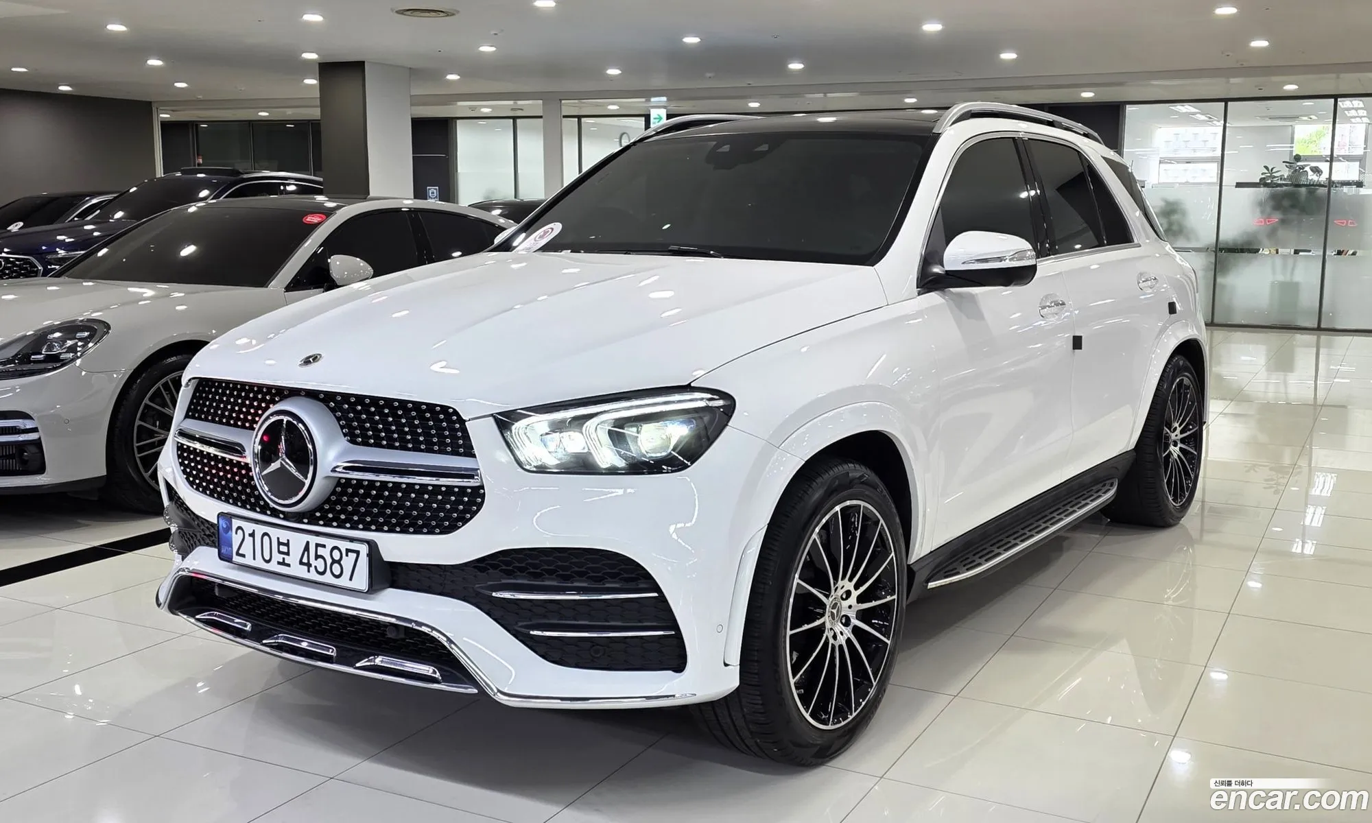 Mercedes-Benz GLE-Class W167 2023 — 11
