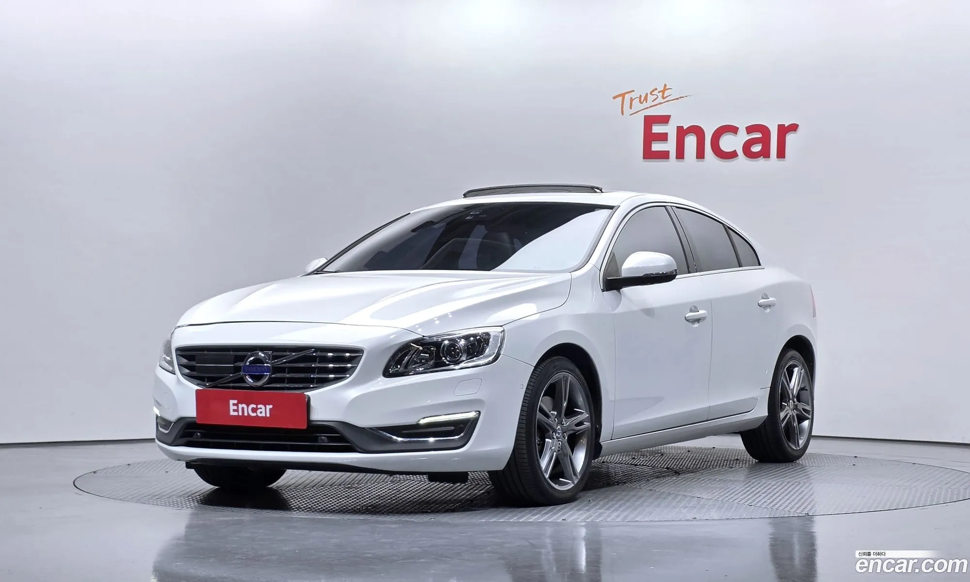 Volvo S60 2017 YV1FSA8BDH2435664 — 6