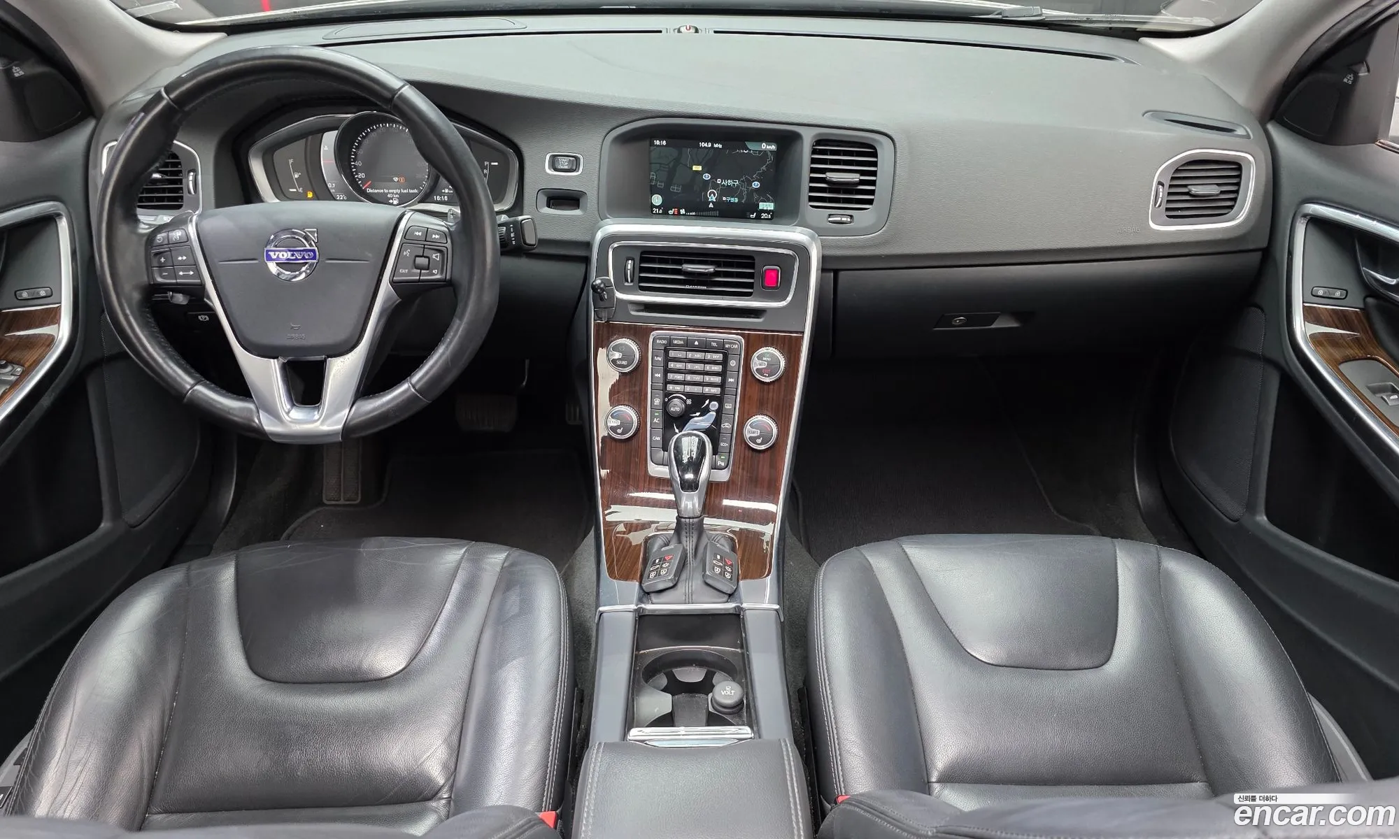 Volvo S60 2017 YV1FSA8BDH2435664 — 11