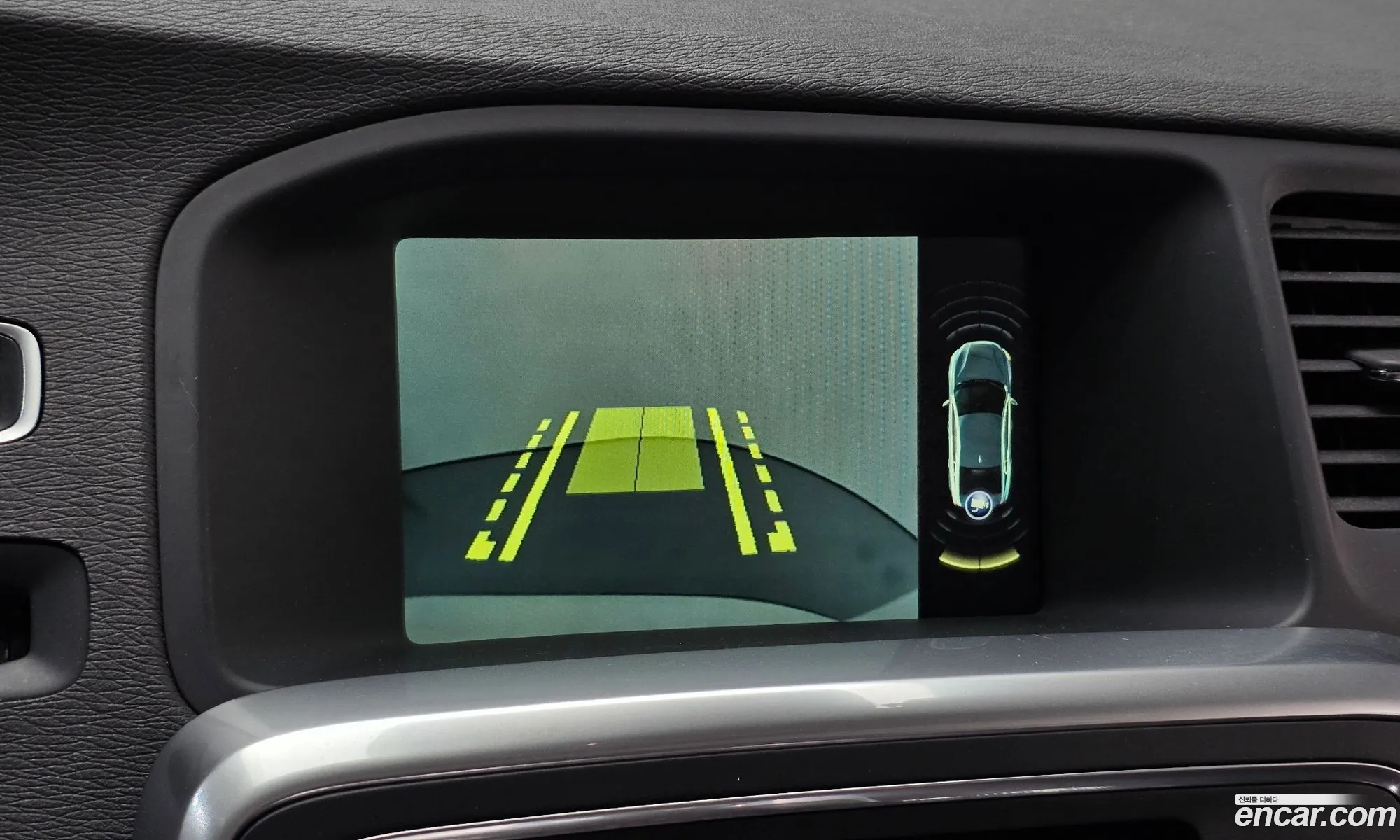Volvo S60 2017 YV1FSA8BDH2435664 — 3