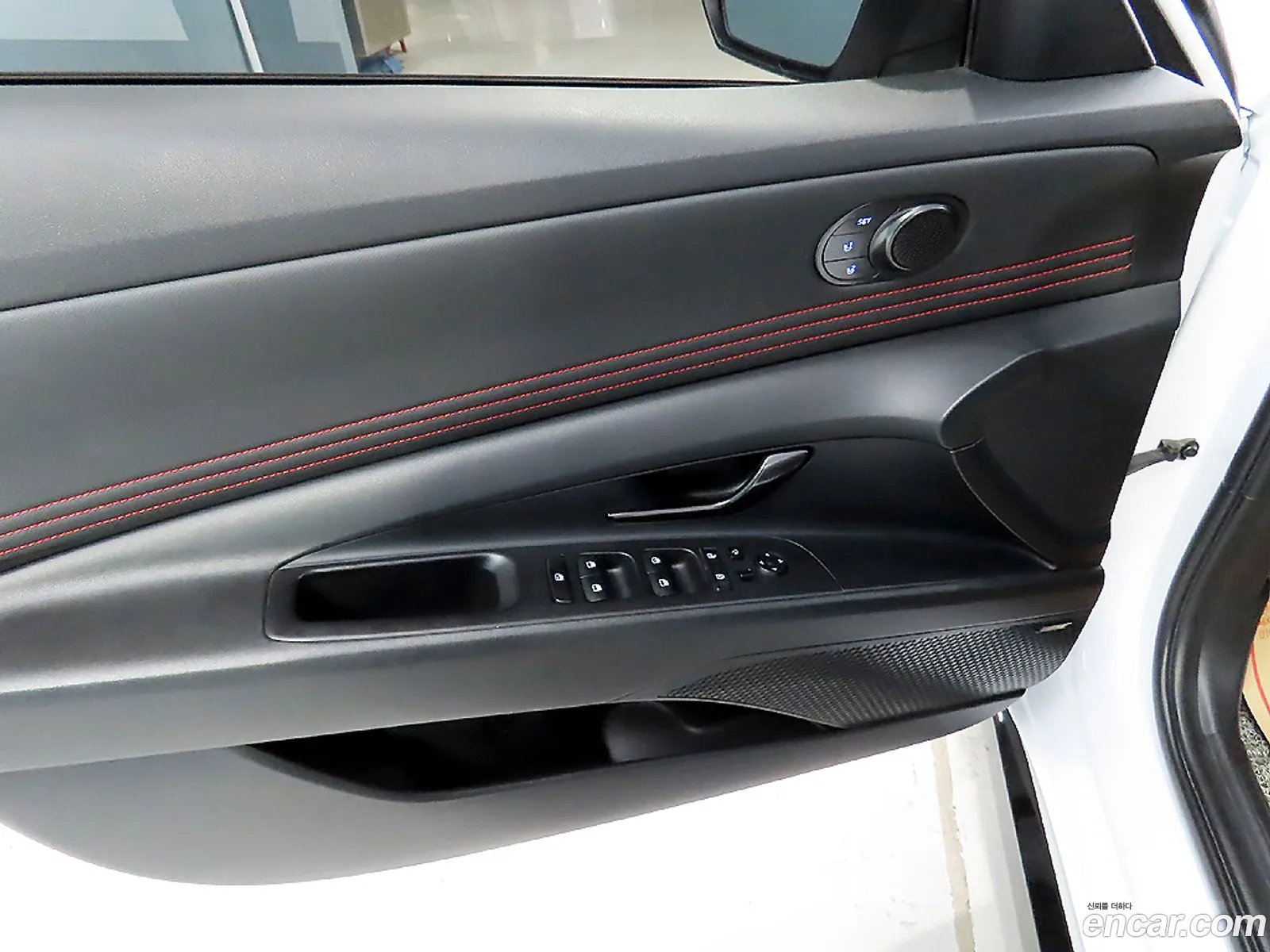 Hyundai Elantra 2021 — 3