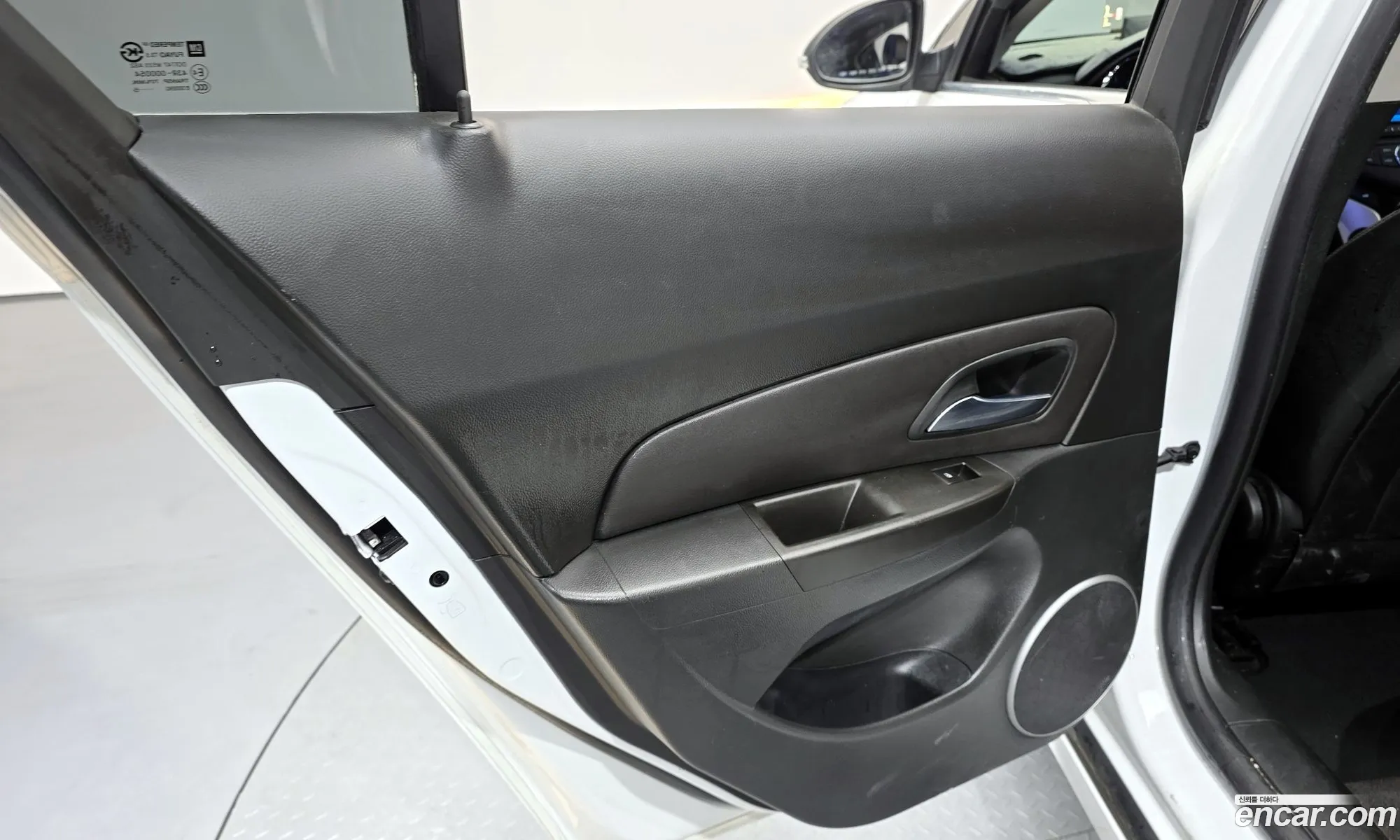 Chevrolet (GM Daewoo) Amazing New Cruze 2015 — 9