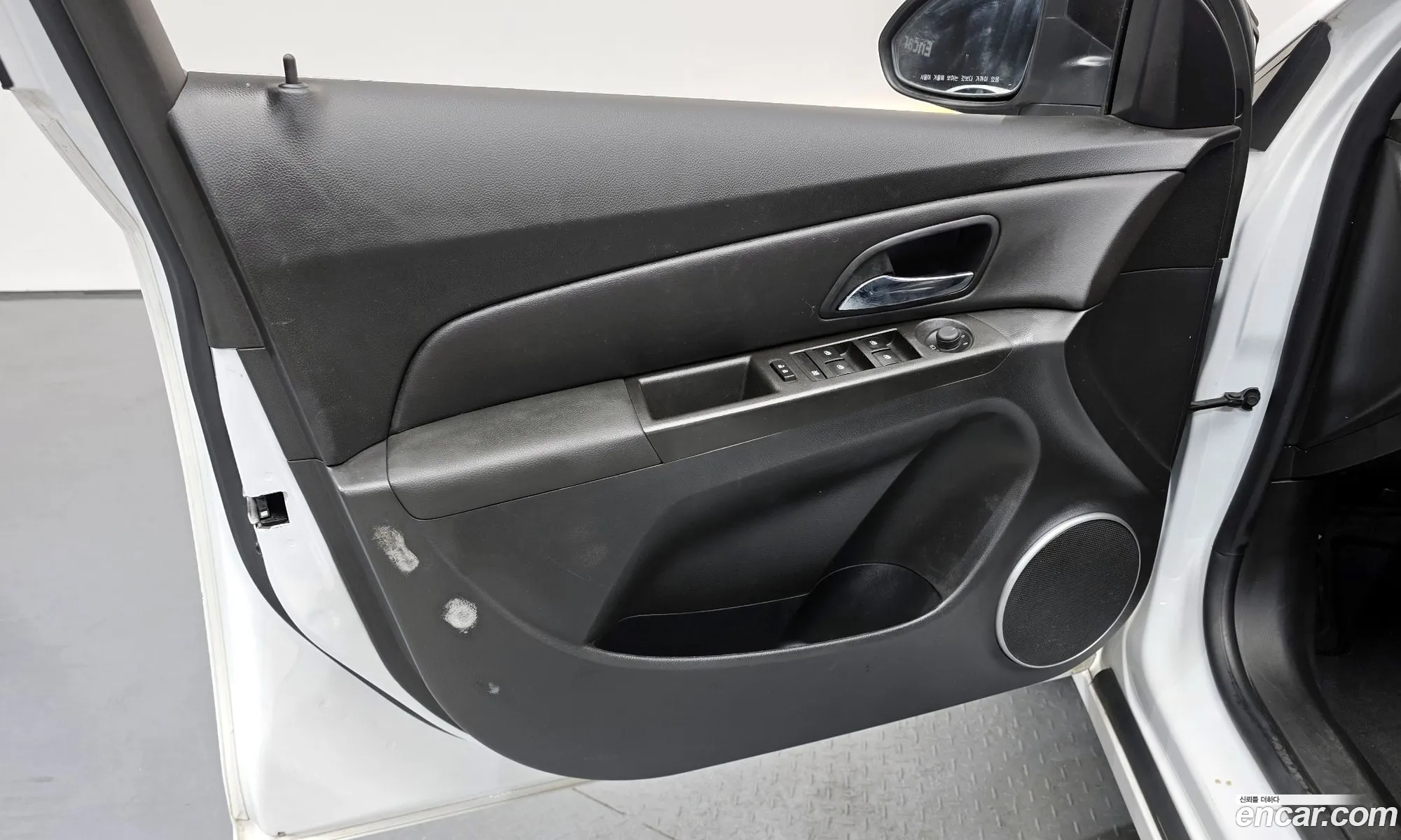 Chevrolet (GM Daewoo) Amazing New Cruze 2015 — 24