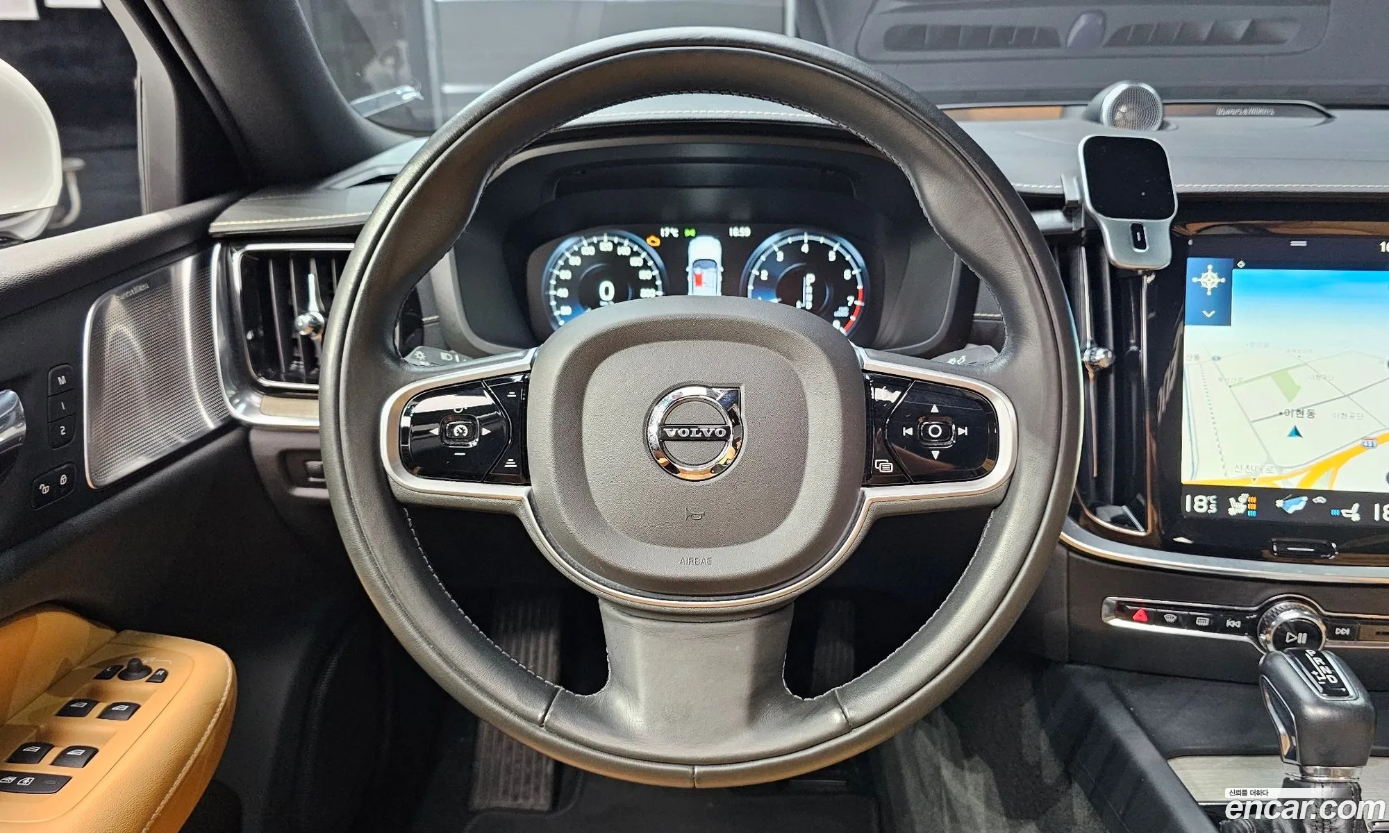 Volvo S60 2019 7JRZS102DLG040497 — 14