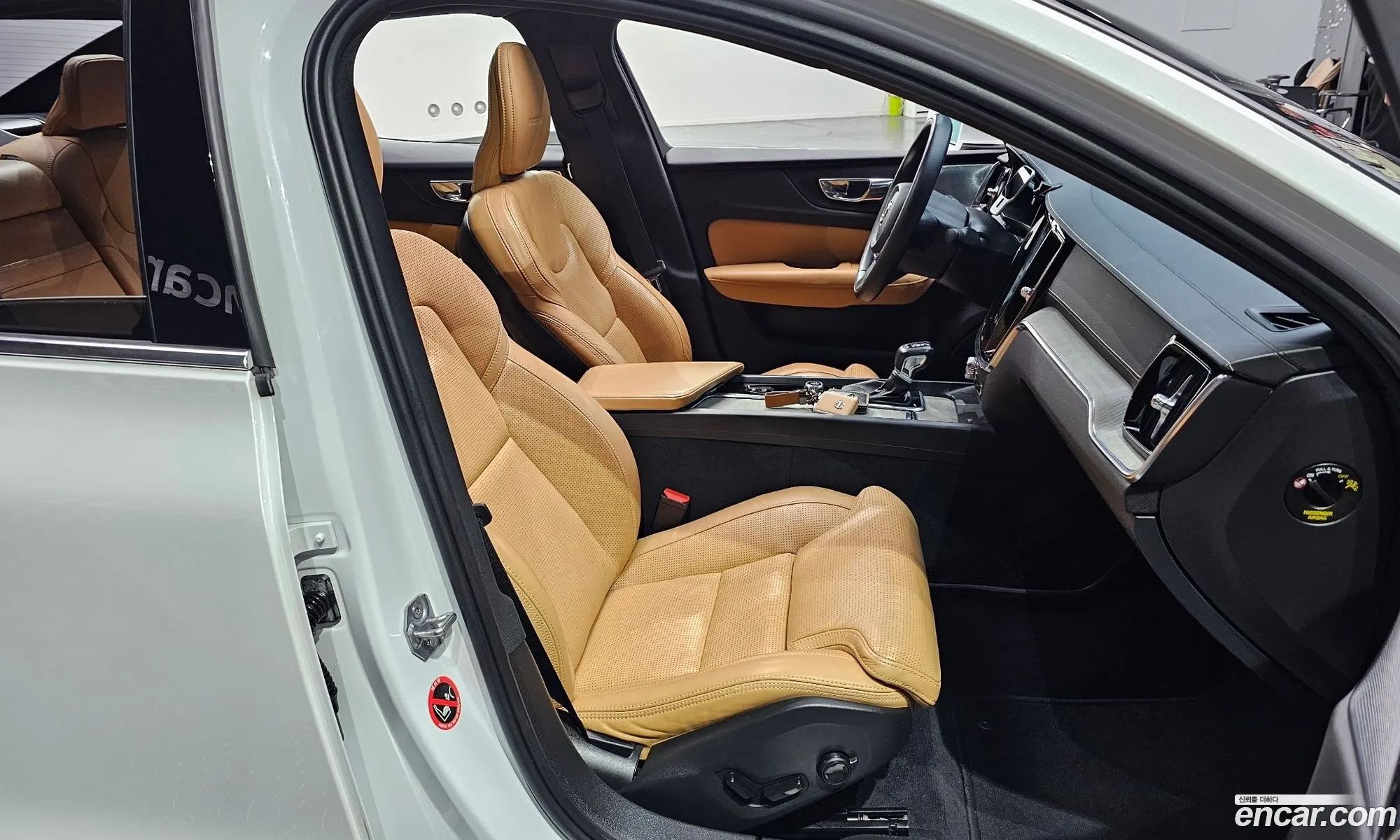 Volvo S60 2019 7JRZS102DLG040497 — 13