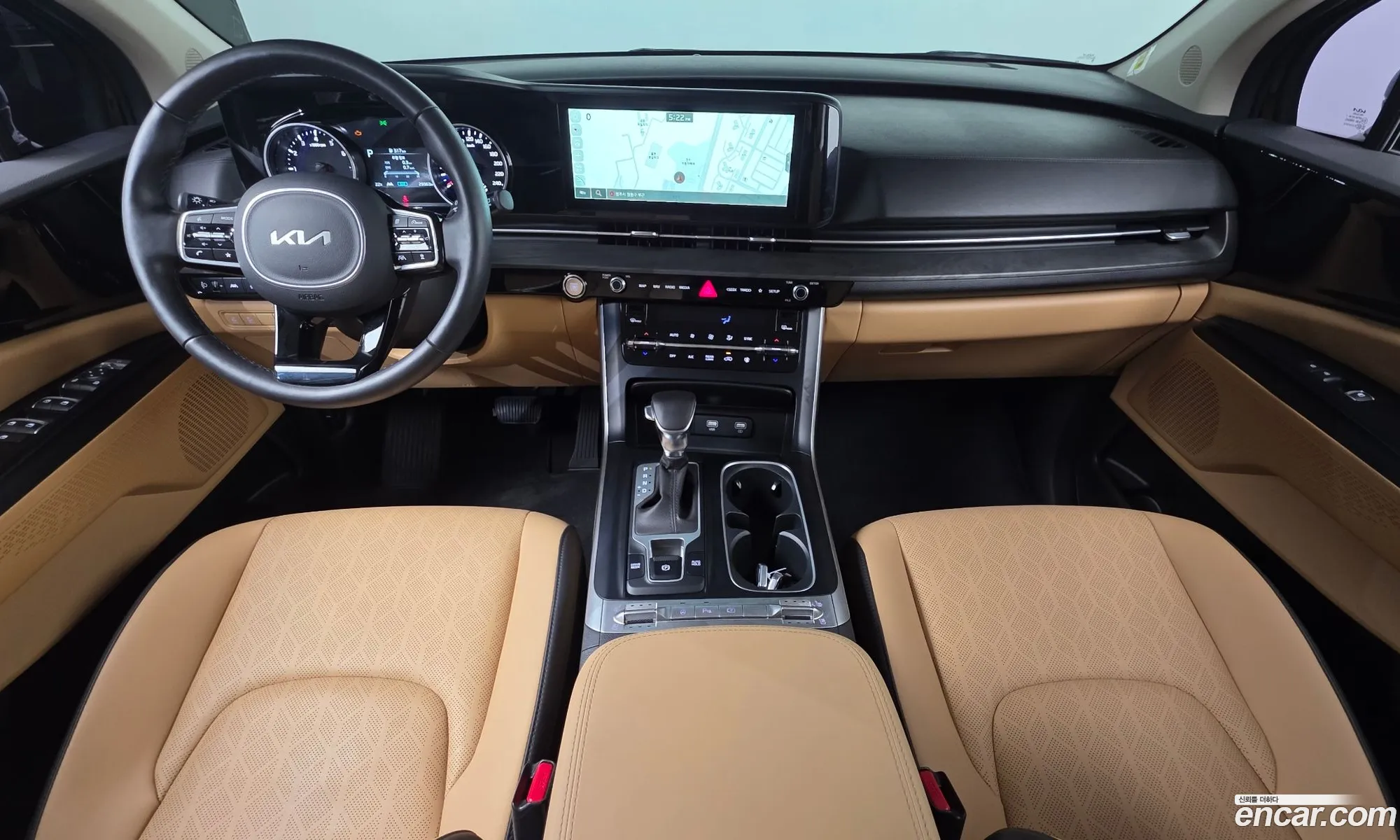 Kia Carnival 2023 — 2