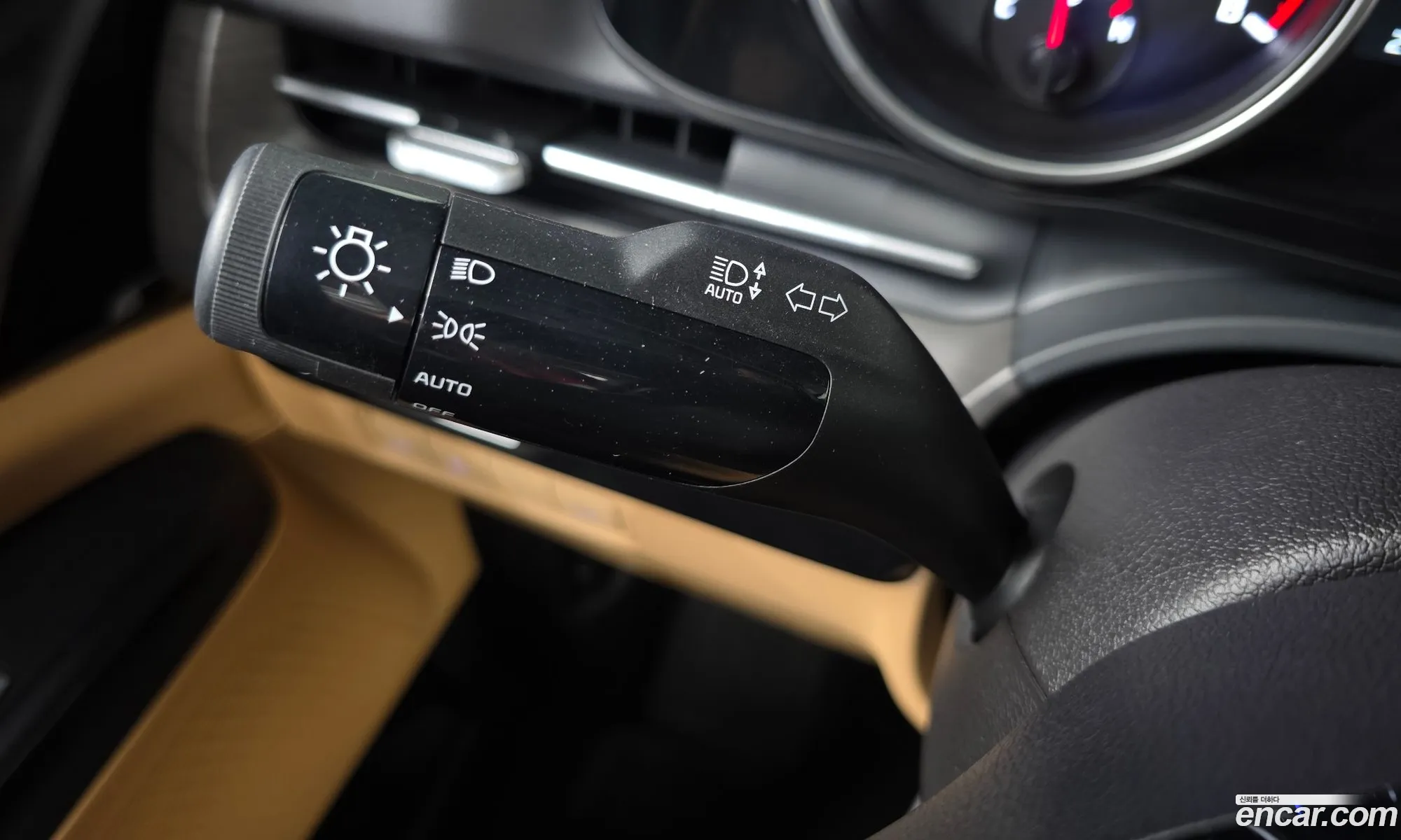 Kia Carnival 2023 — 19