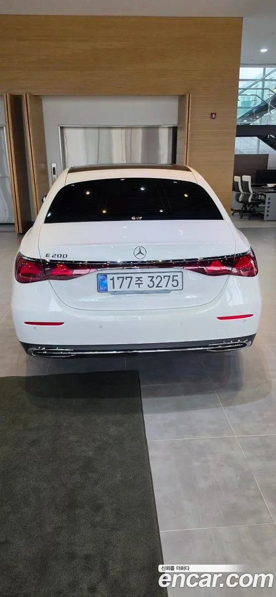 Mercedes-Benz E-Class W214 2026 — 3