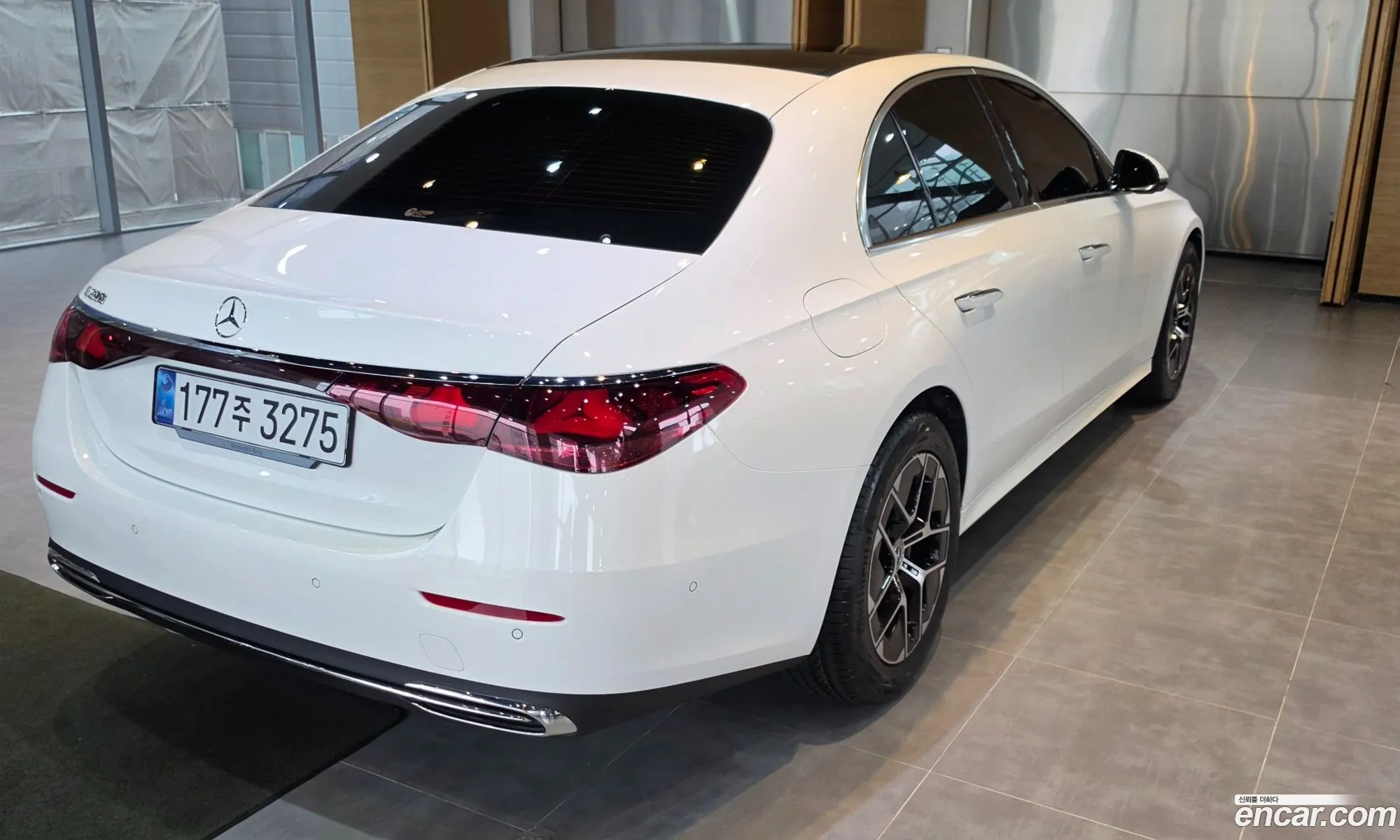 Mercedes-Benz E-Class W214 2026 — 18