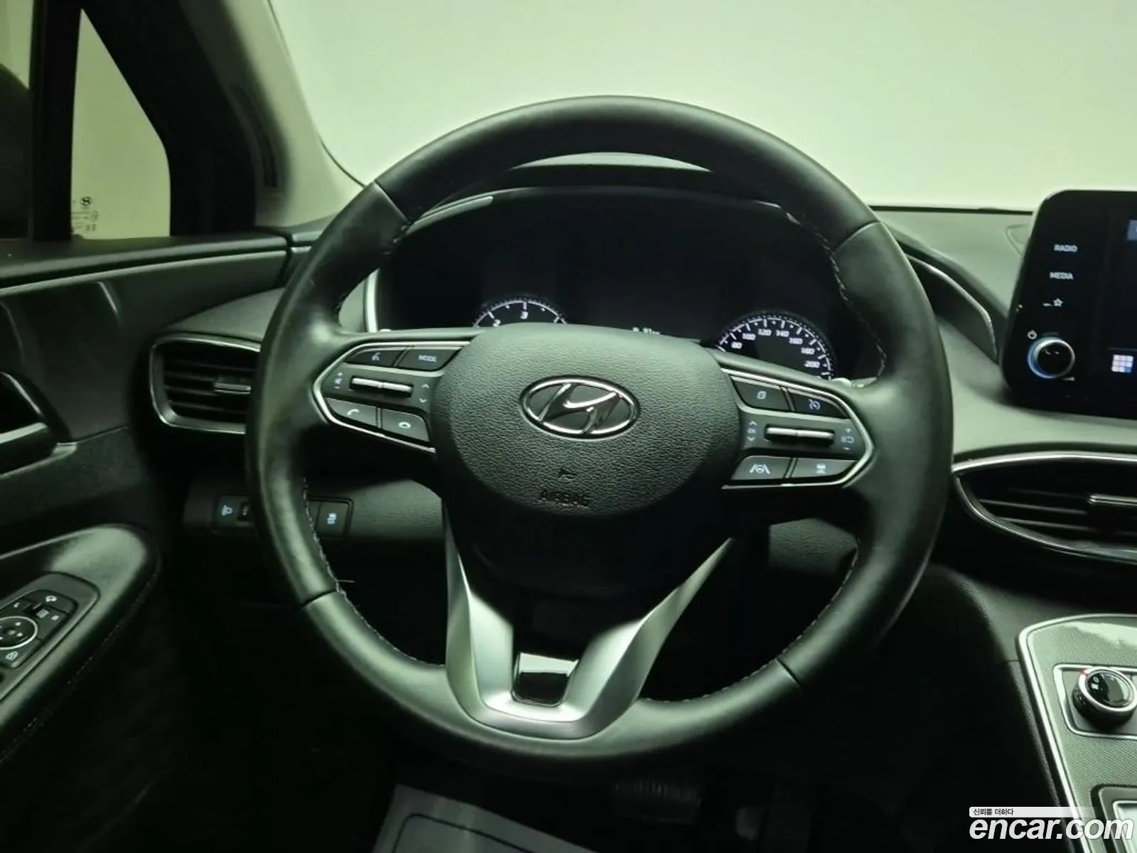 Hyundai Santa Fe 2021 — 11