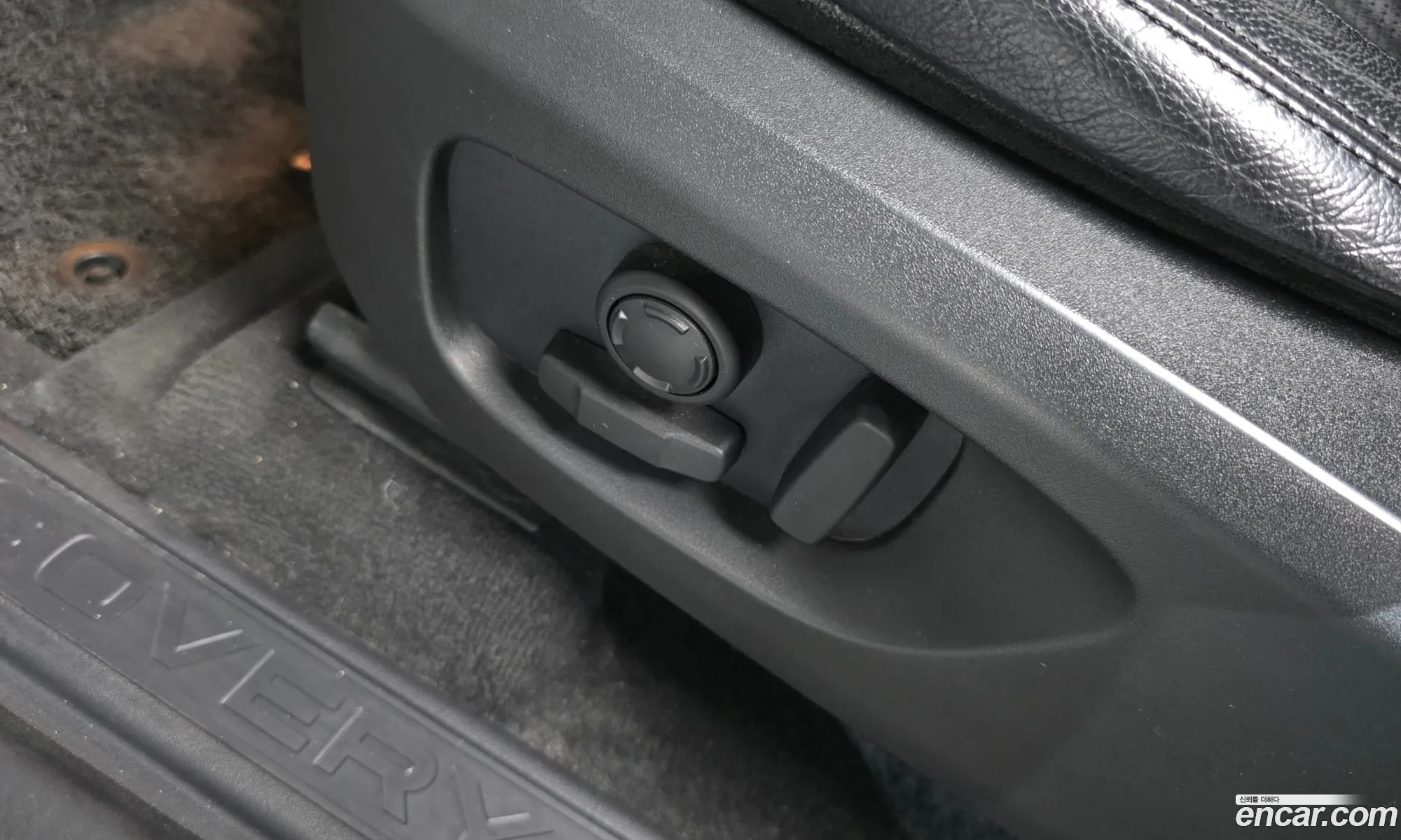 Land Rover Discovery Sport 2017 — 8