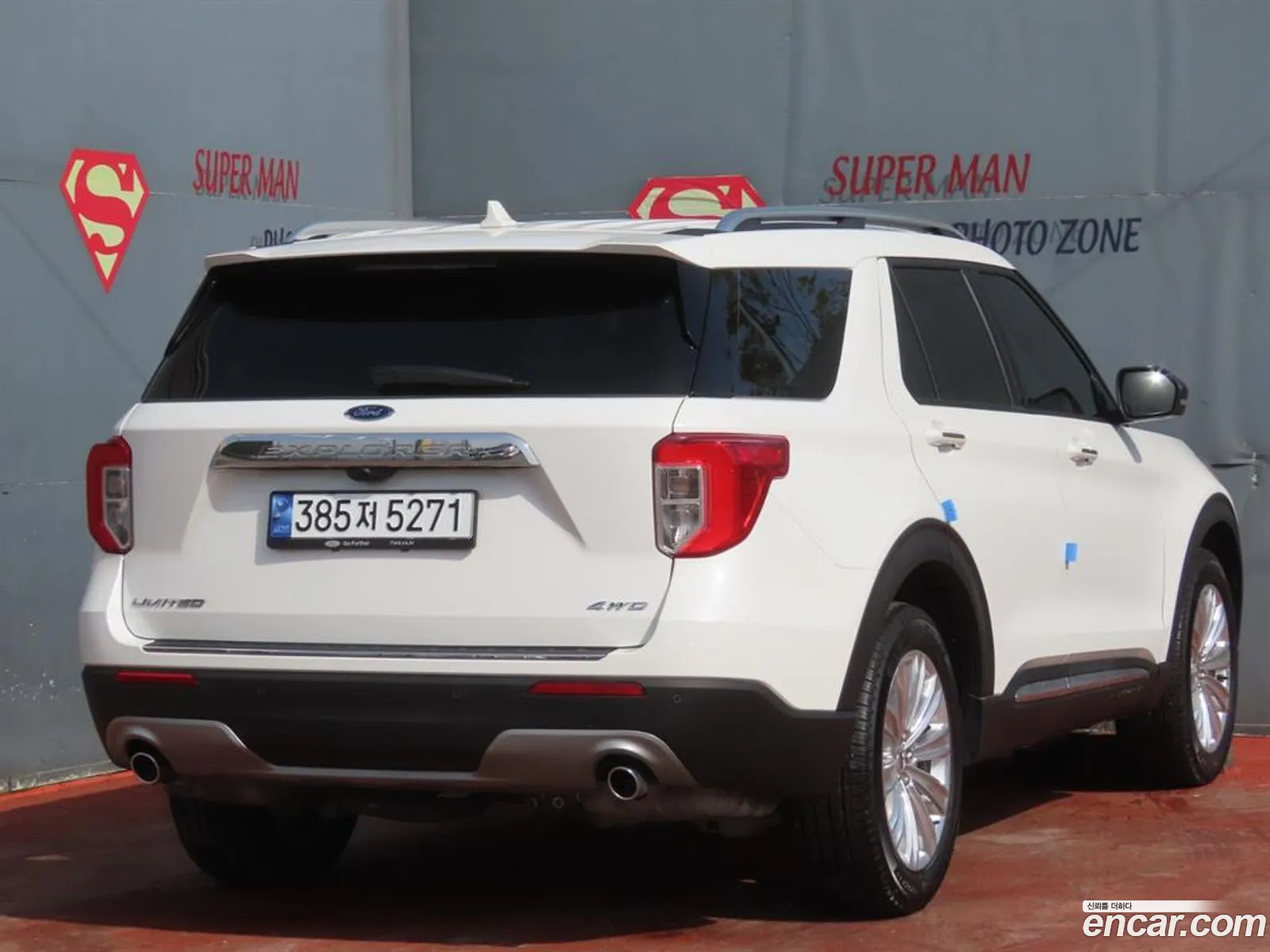 Ford Explorer 6th Gen 2023 — 5