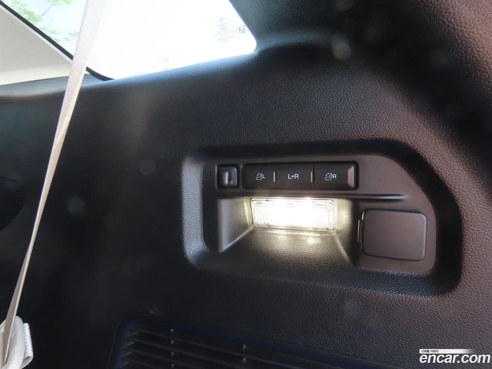 Ford Explorer 6th Gen 2023 — 19