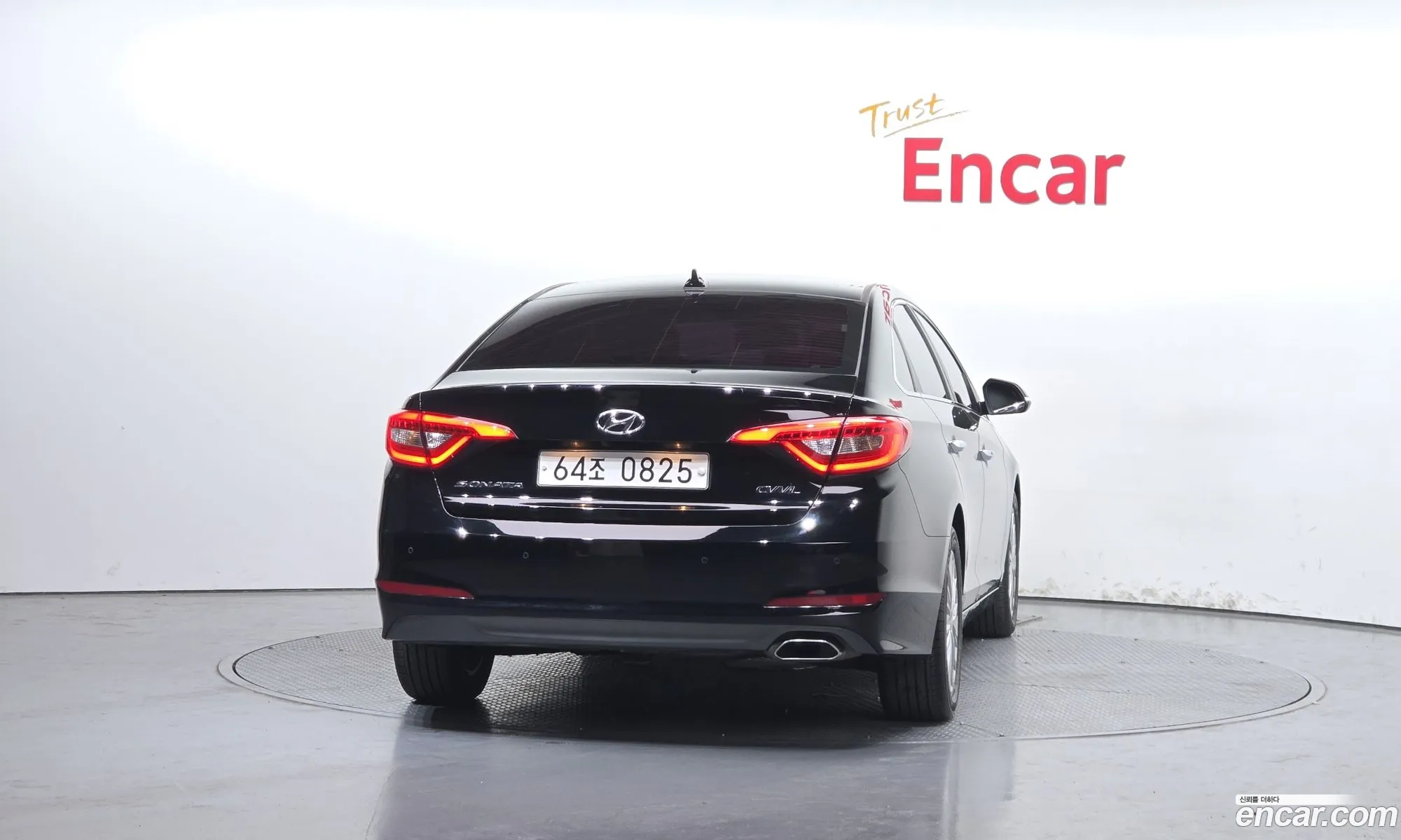 Hyundai LF Sonata 2016 — 18