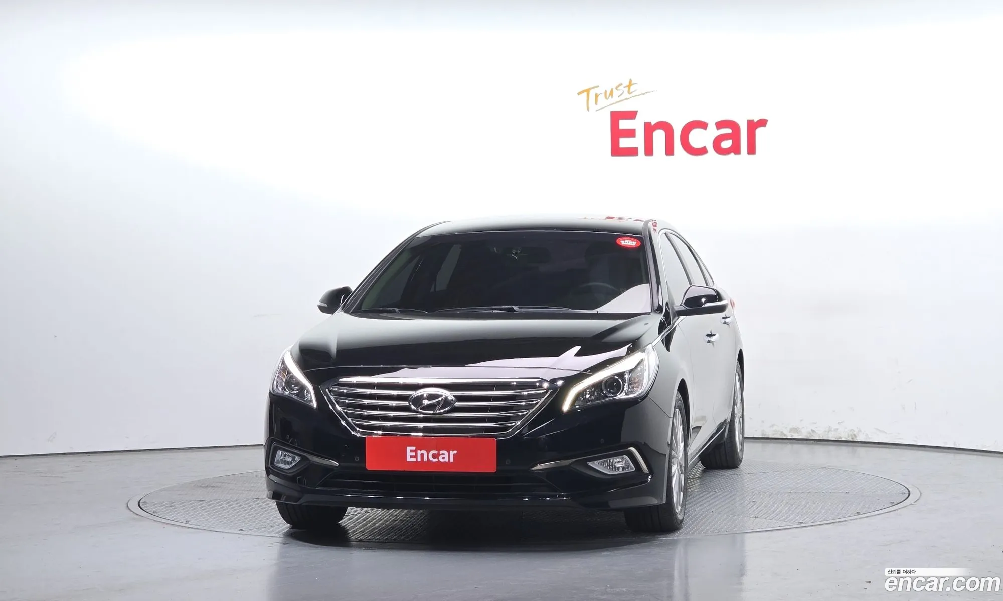Hyundai LF Sonata 2016 — 27