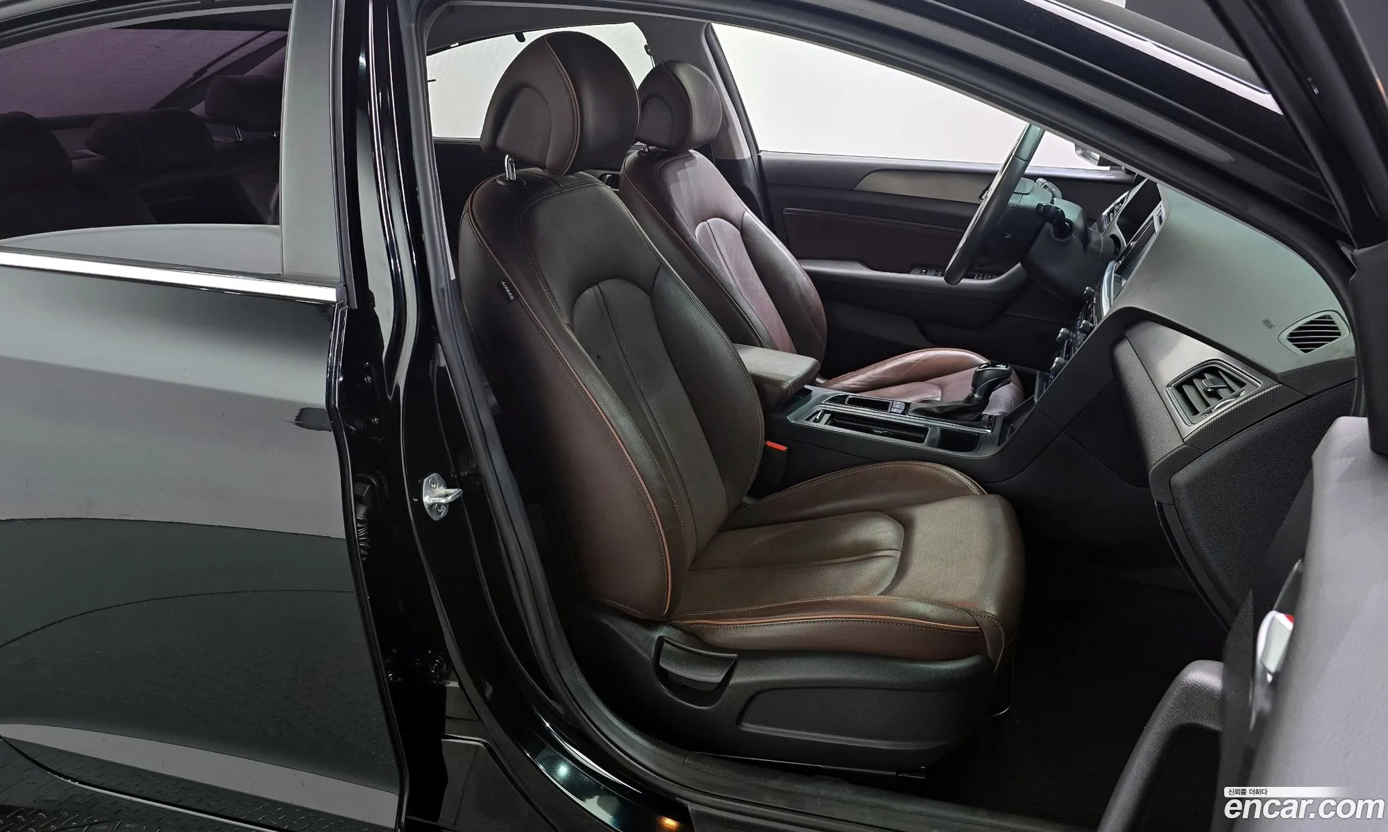Hyundai LF Sonata 2016 — 9