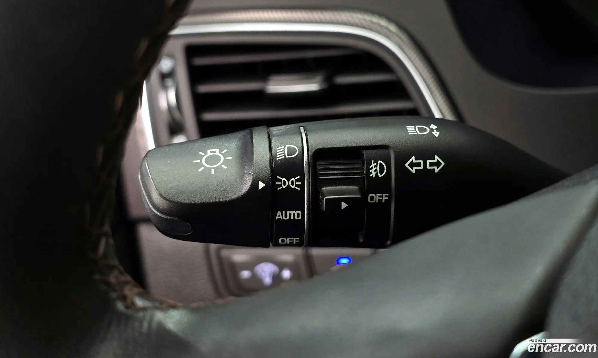 Hyundai LF Sonata 2016 — 15