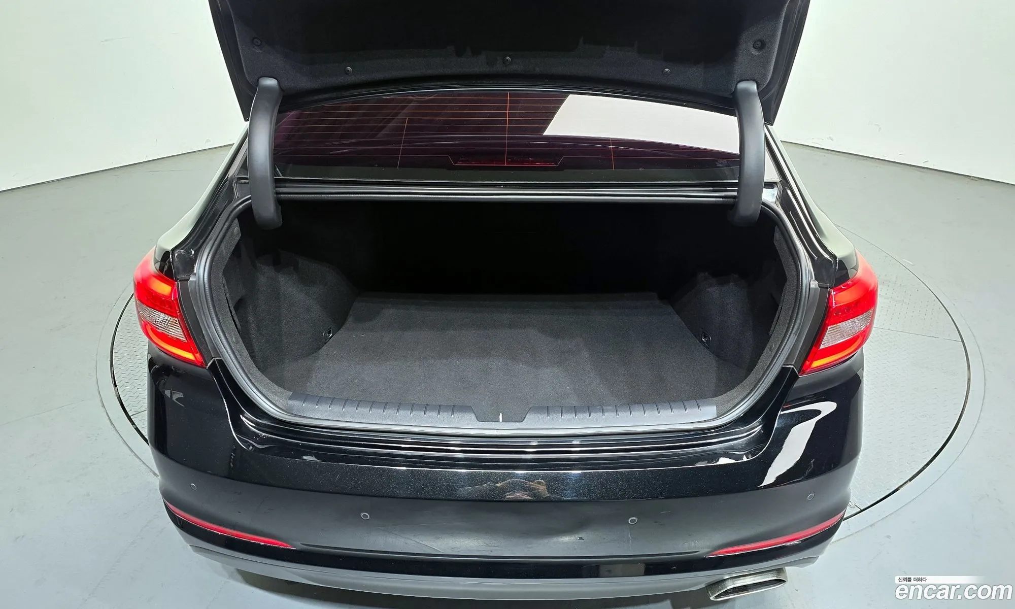 Hyundai LF Sonata 2016 — 3