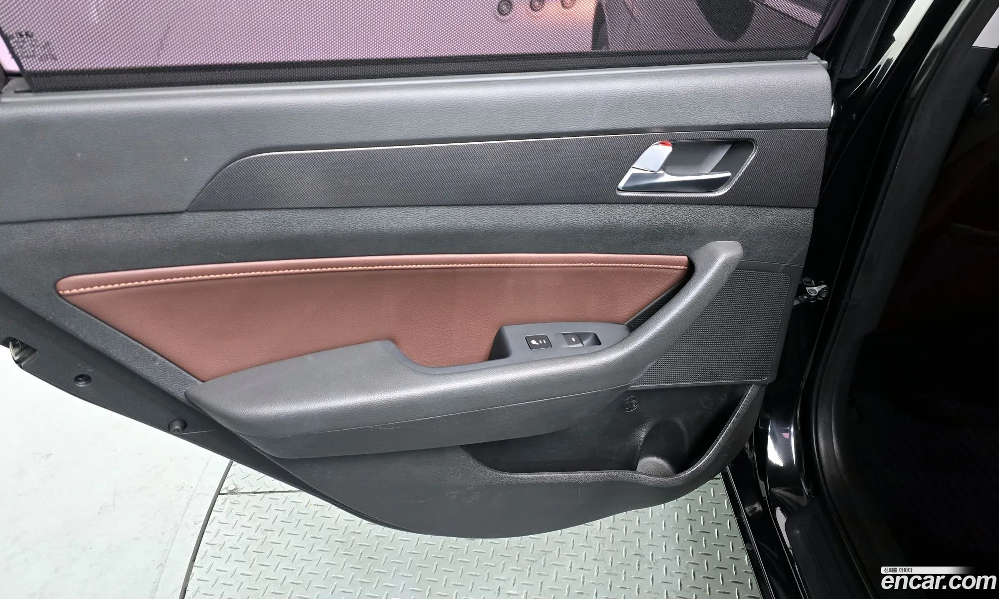 Hyundai LF Sonata 2016 — 19