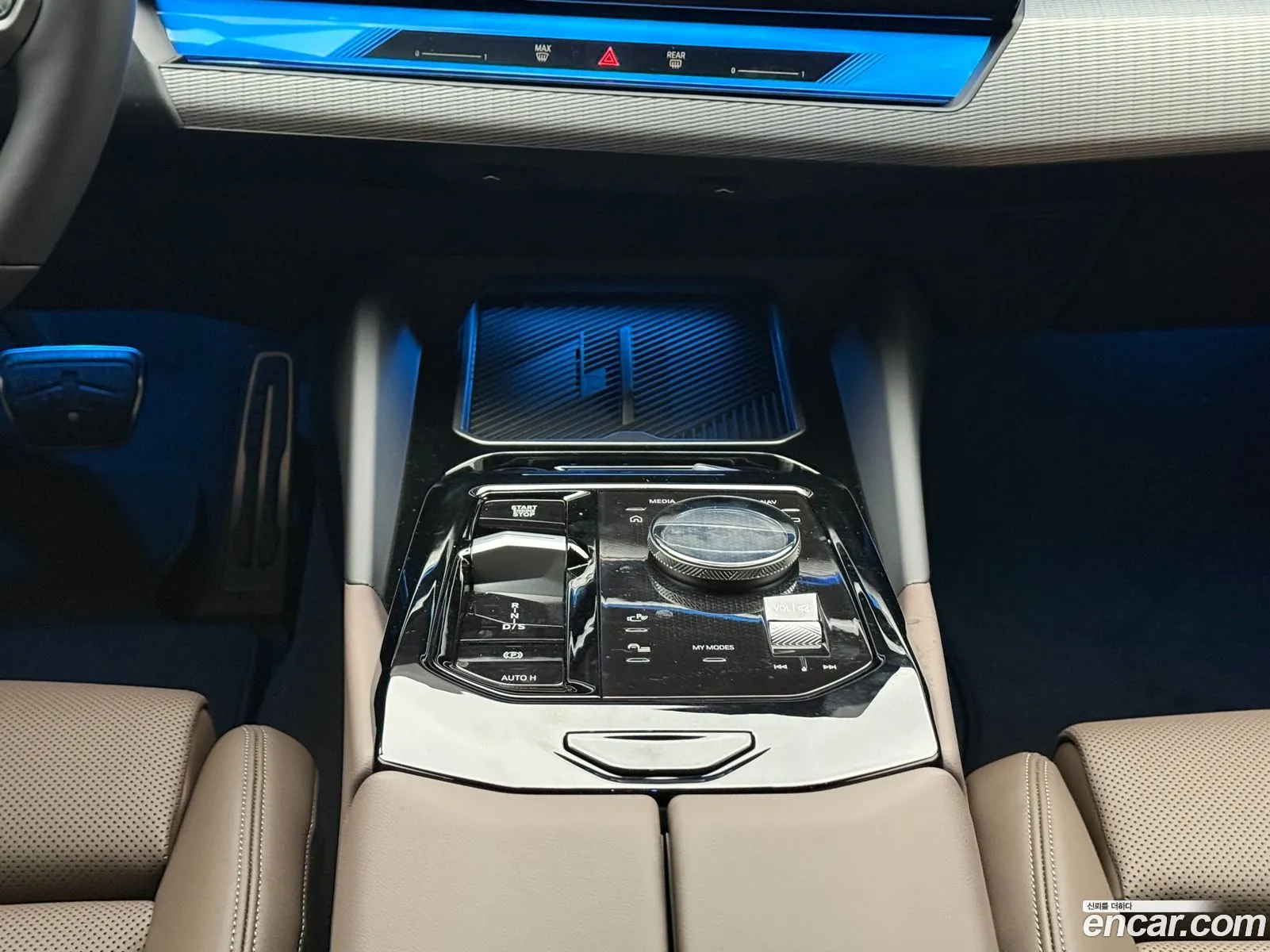 BMW 5 Series 2025 — 9
