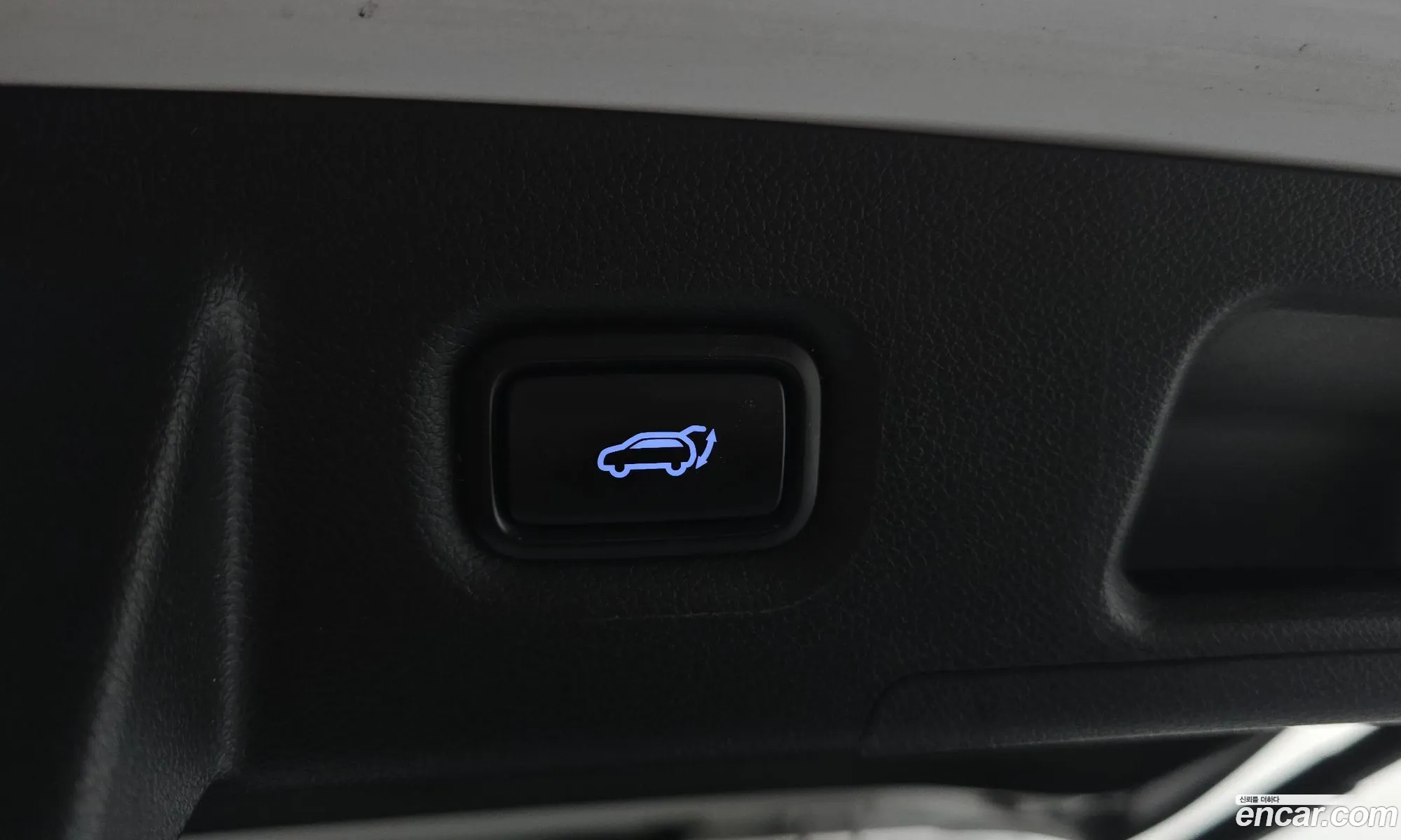 Hyundai Santa Fe 2023 — 25