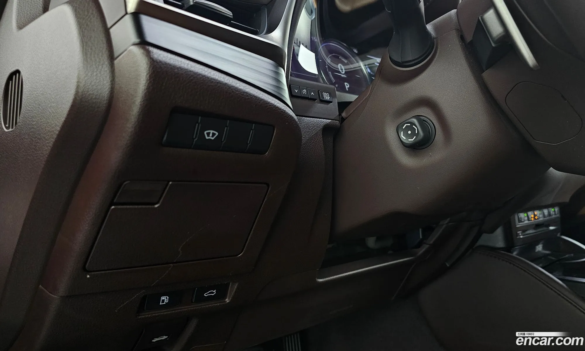 Lexus ES300h 7th Gen 2018 JTHB21B12K2008962 — 12