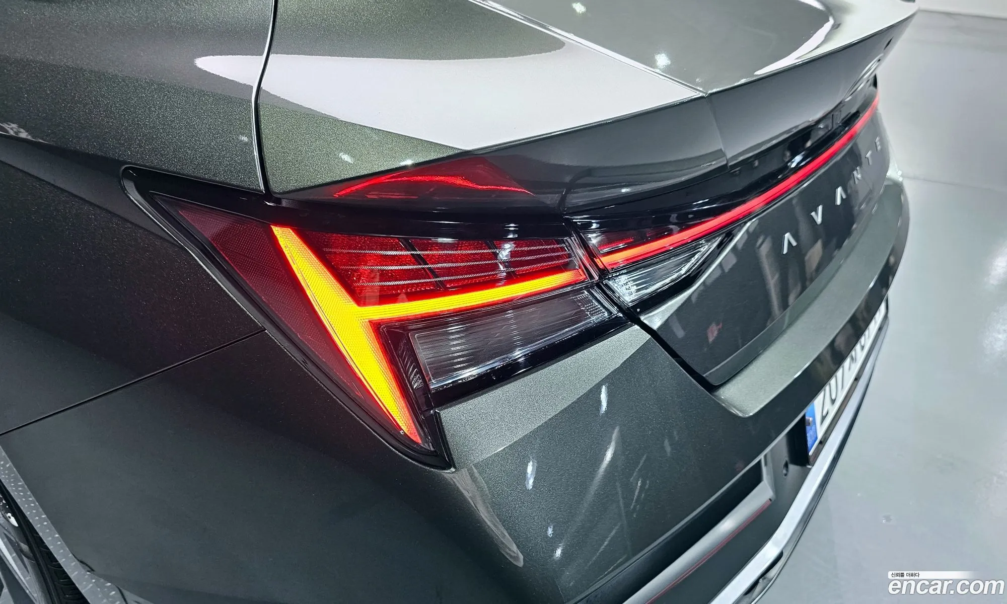 Hyundai Elantra 2023 — 29