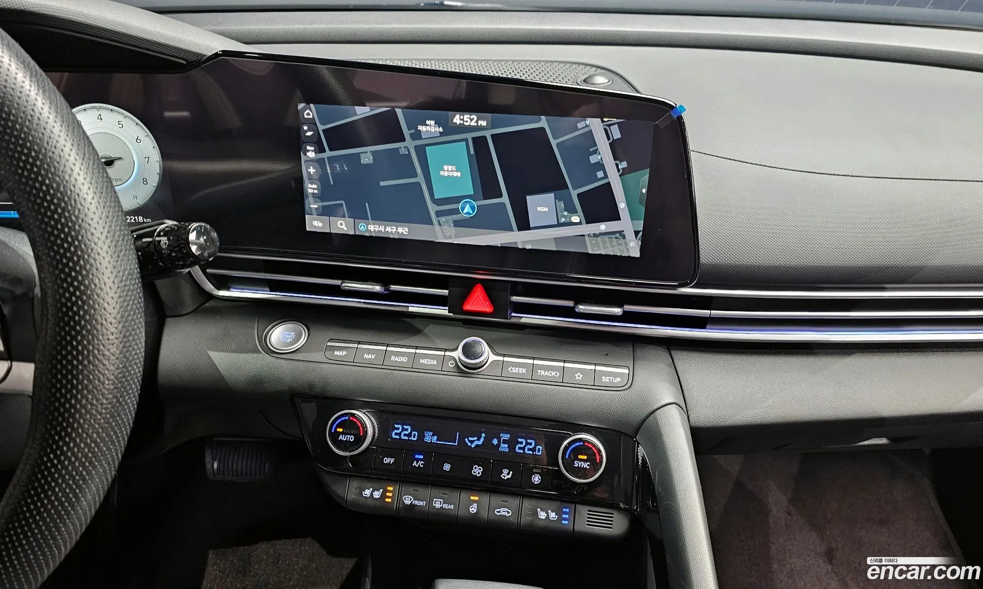Hyundai Elantra 2023 — 27