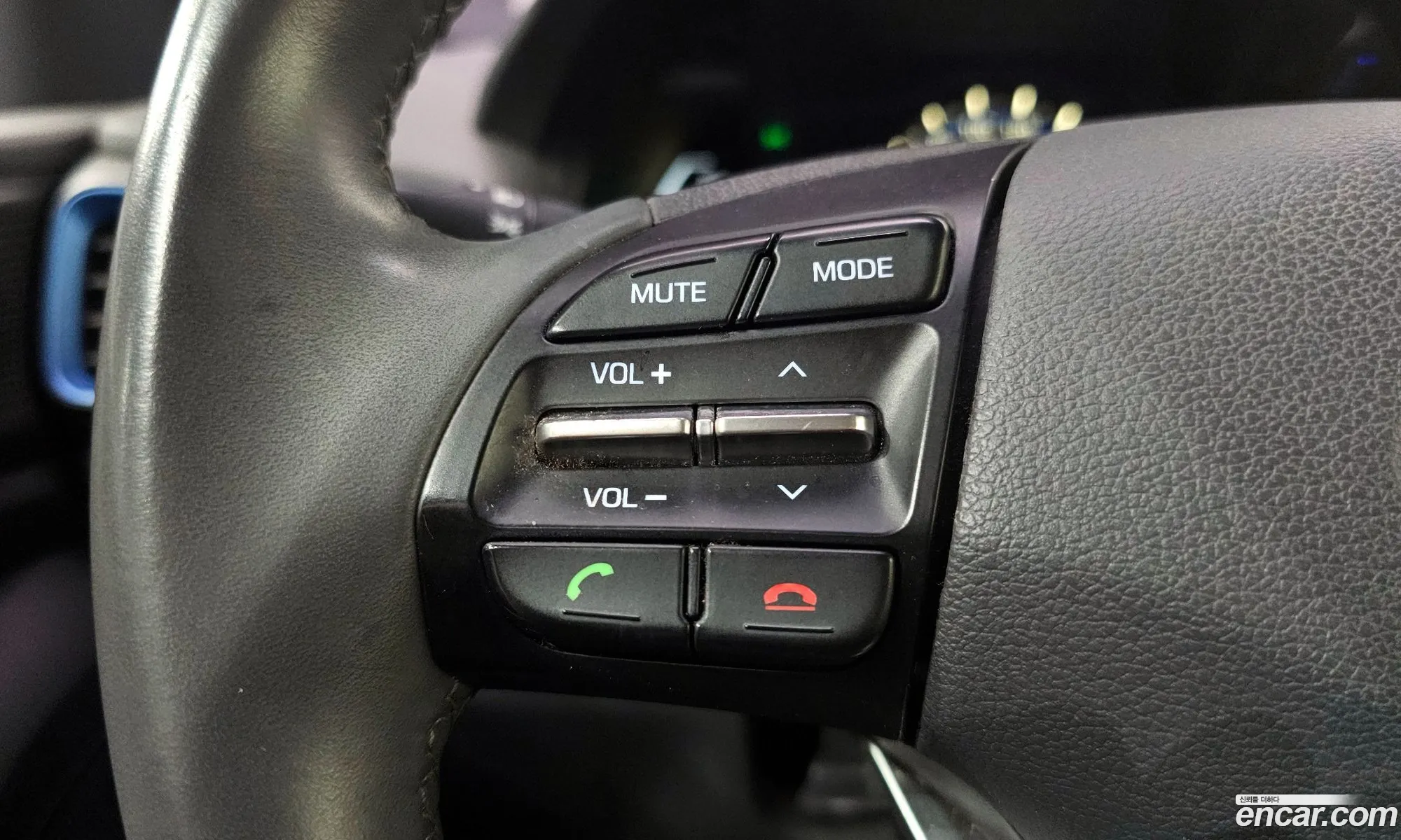 Hyundai Ioniq Hybrid 2016 — 6