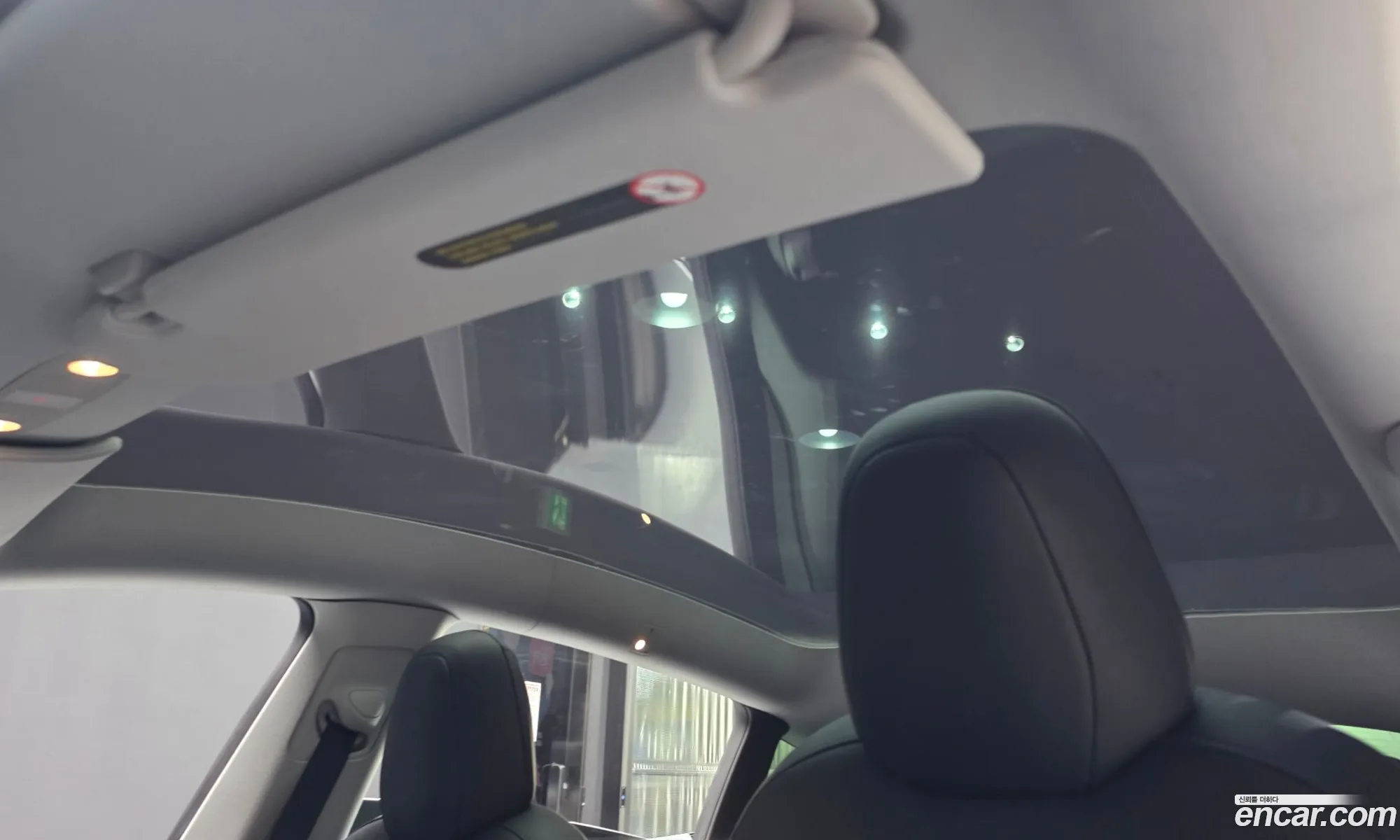 Tesla Model Y 2021 — 15