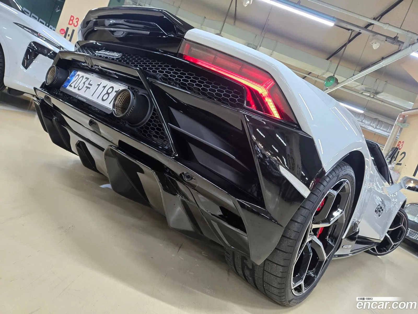 Lamborghini Huracan 2022 — 13
